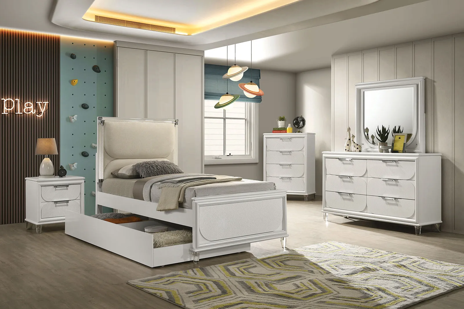 Lareina Pearl White Full Bed - Image 5