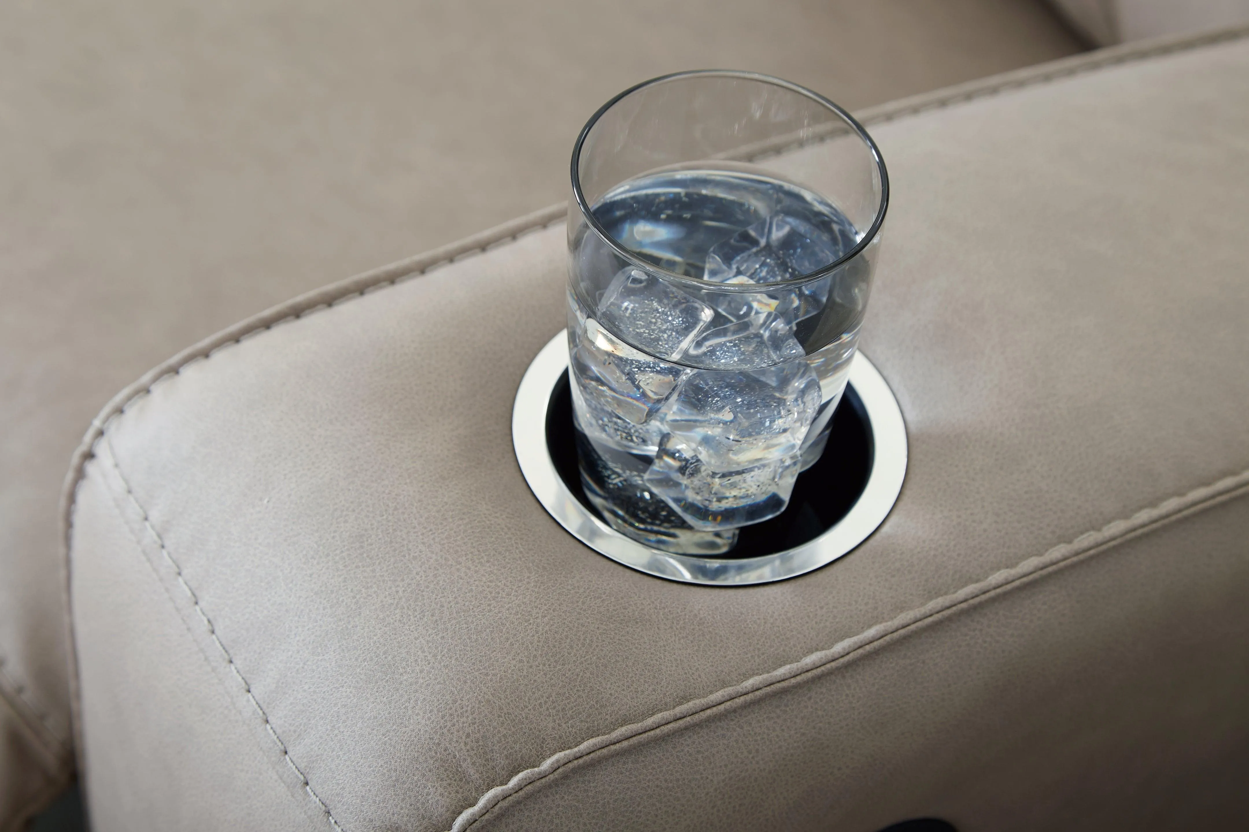 Lavenhorne Pebble Manual Reclining Sofa with Drop Down Table - Image 8