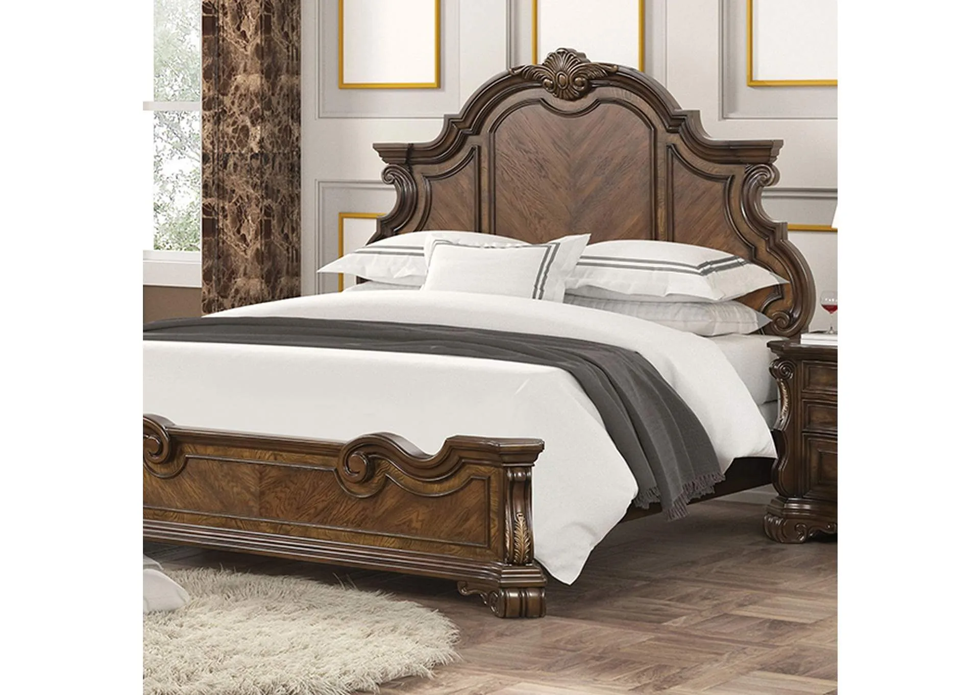 Leovanni Dark Brown Bombay King Bed