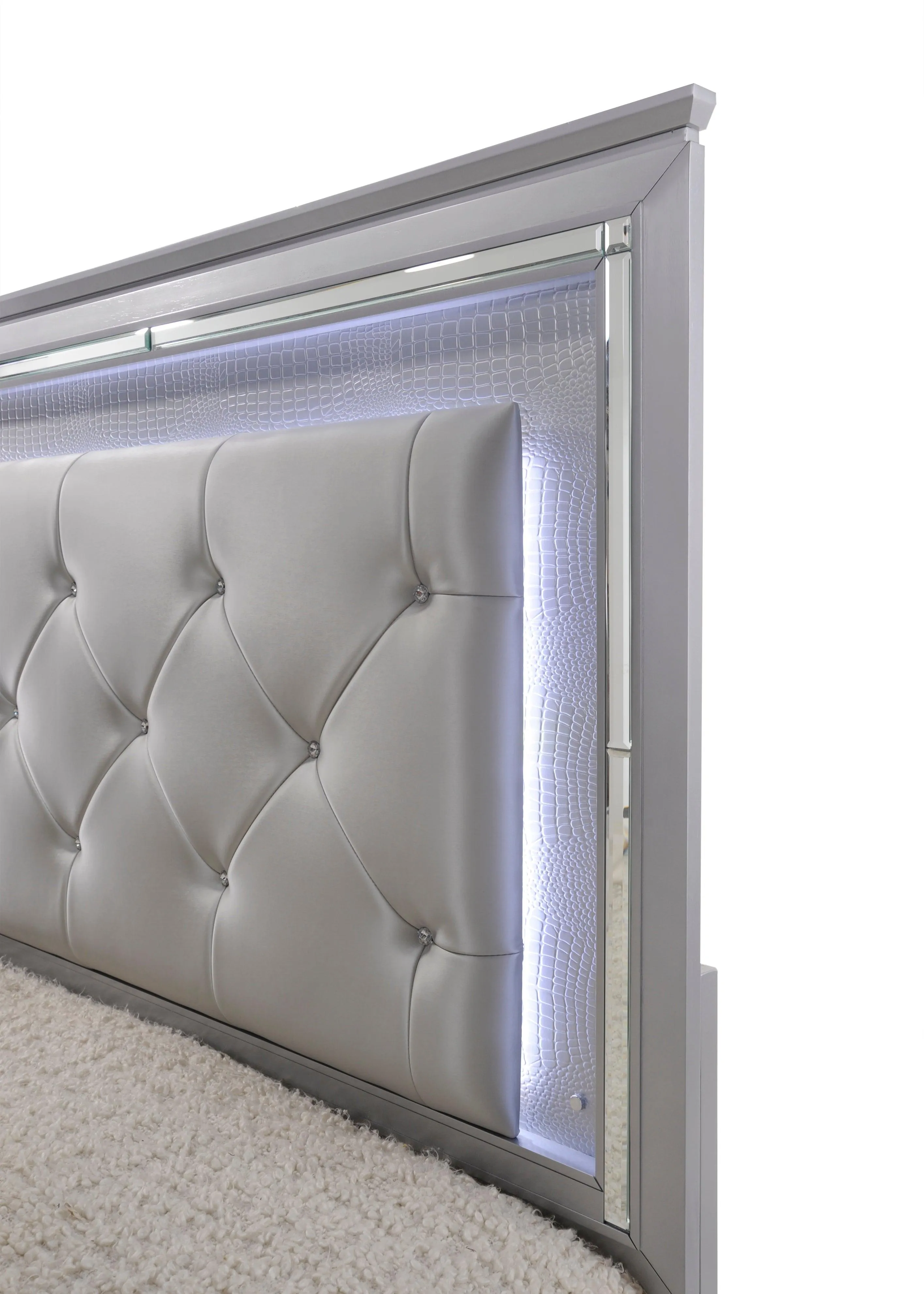 Lillian Silver LED Upholestered Bedroom Set - Image 8