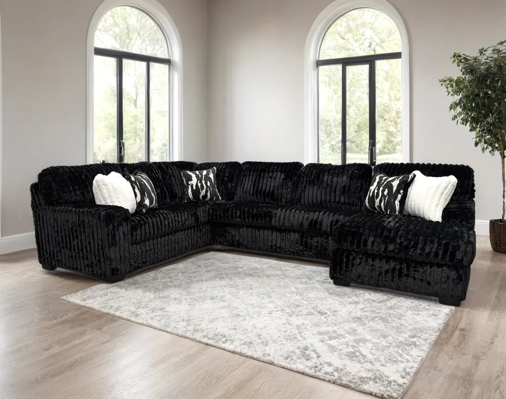 Linea Black RAF Sectional - Image 2