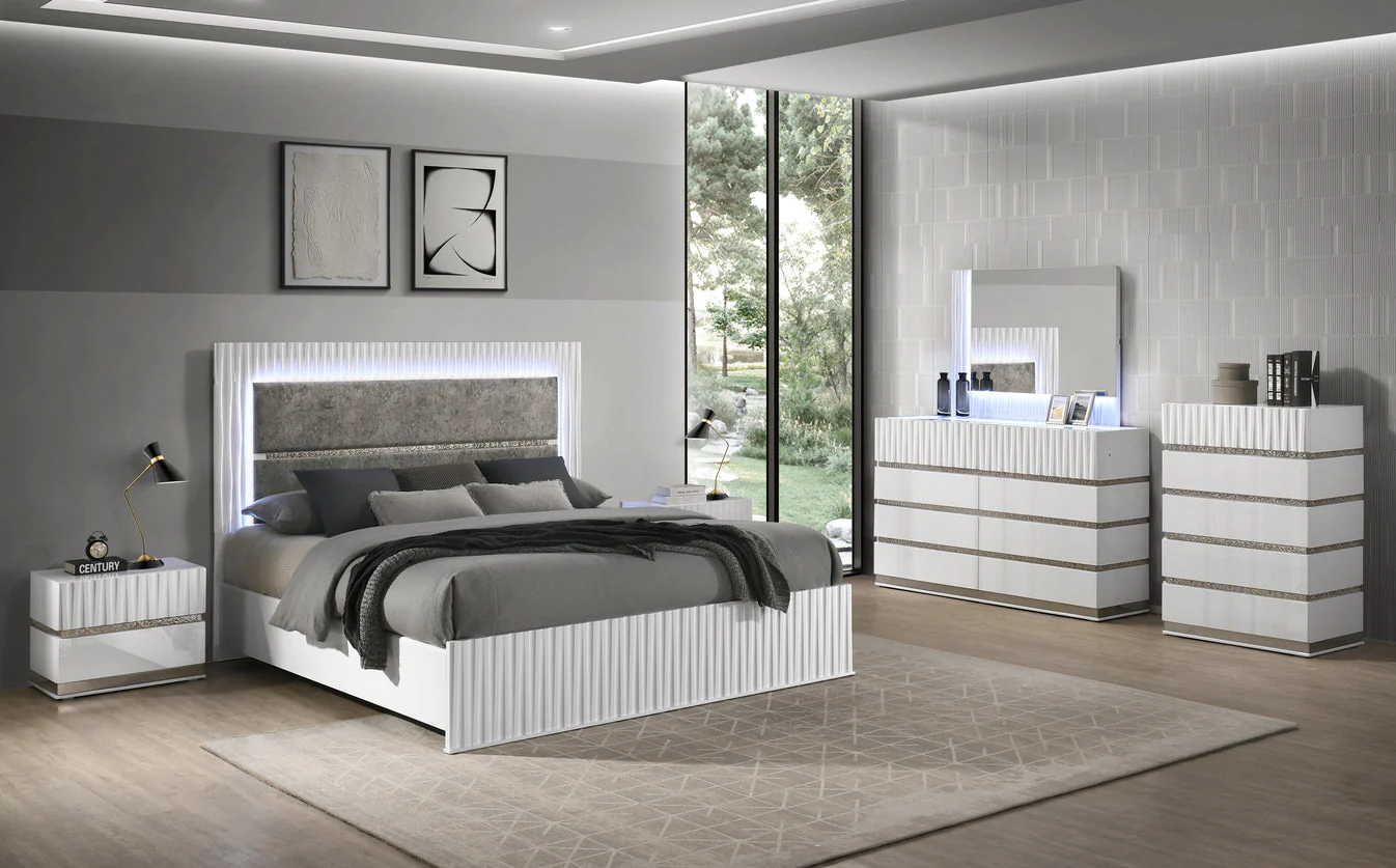 Lisbon White Platform Bedroom Set