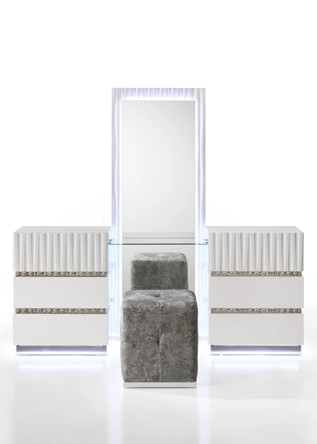 Lisbon White Platform Bedroom Set - Image 4