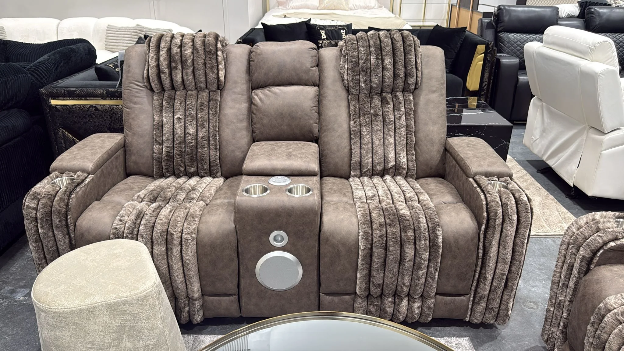 Lita Brown Reclining Living Room Set - Image 16