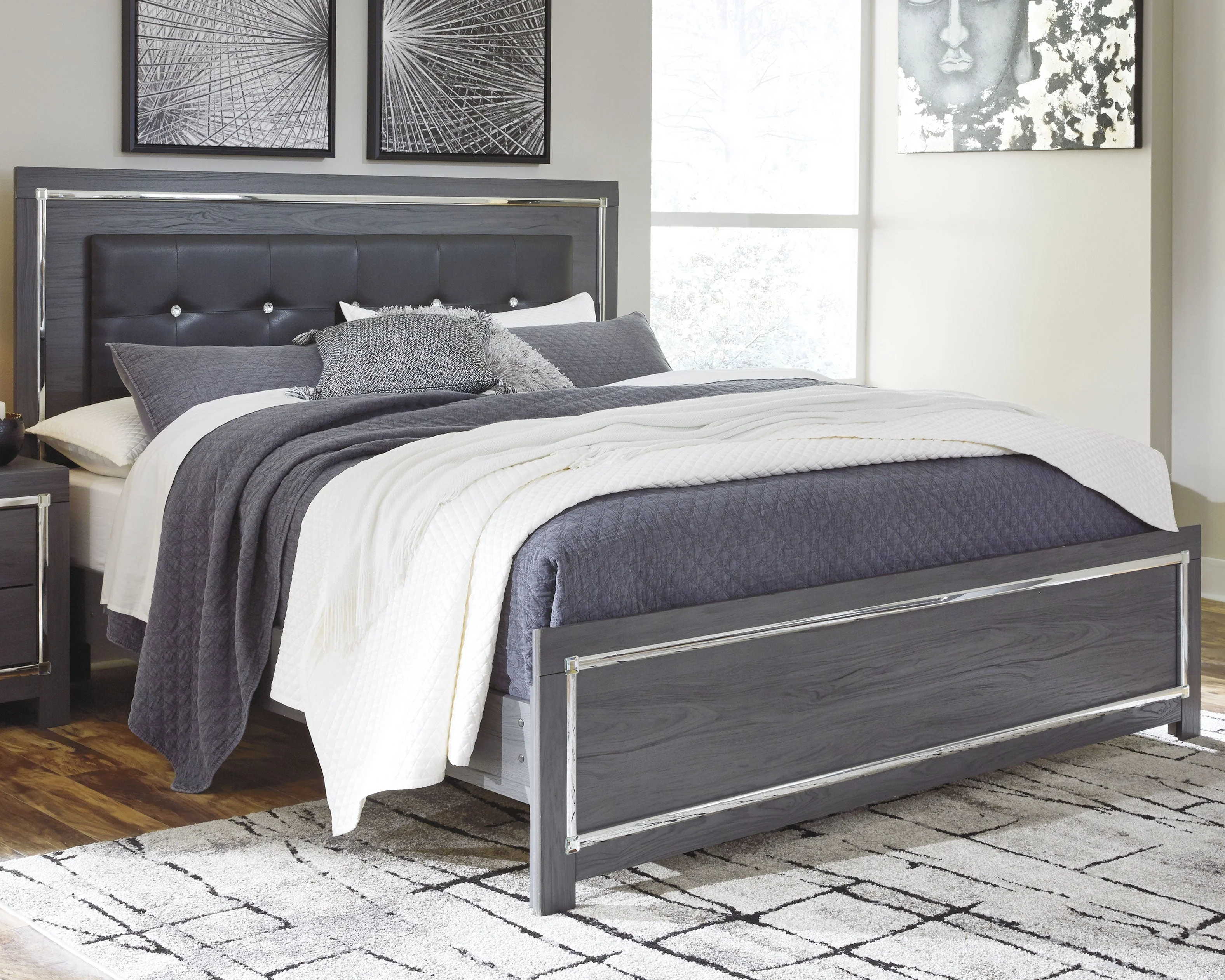 Lodanna Gray LED Upholstered Panel Bedroom Set - Image 18