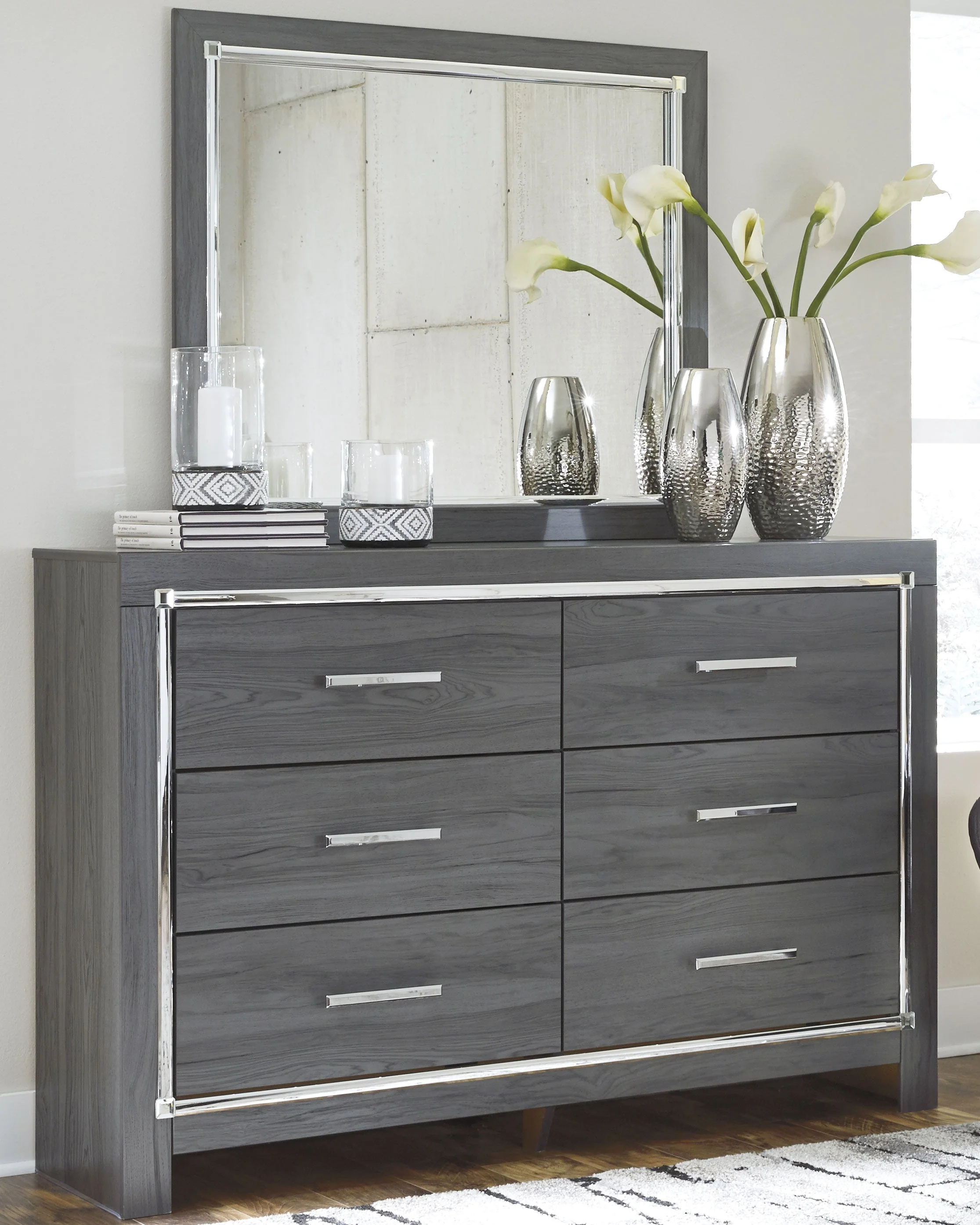 Lodanna Gray LED Upholstered Panel Bedroom Set - Image 34