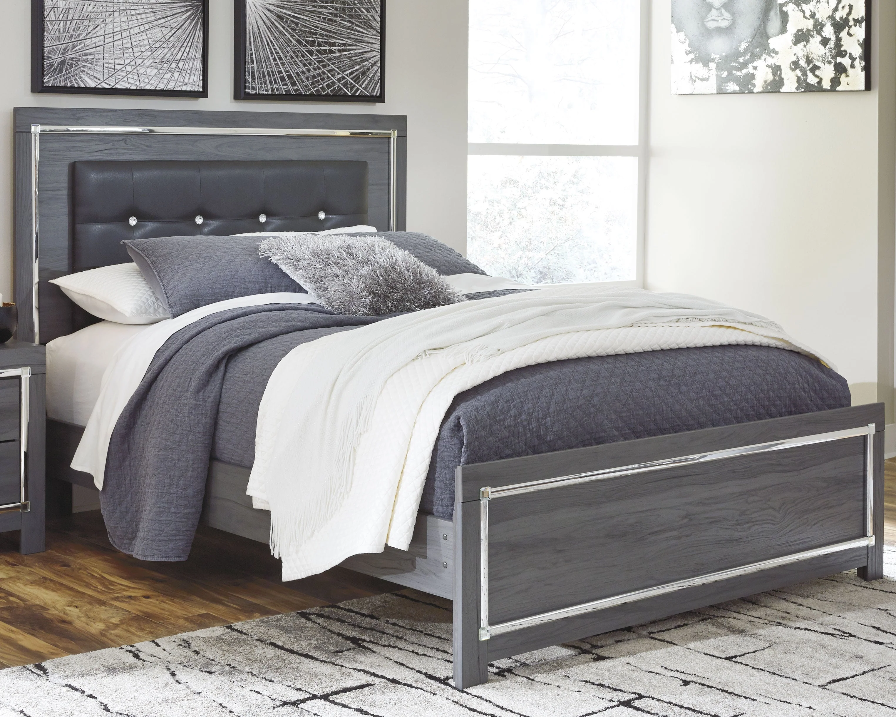 Lodanna Gray LED Upholstered Panel Bedroom Set - Image 35