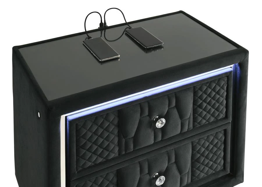 Lorient Black 4-piece Queen Bedroom Set - Image 12