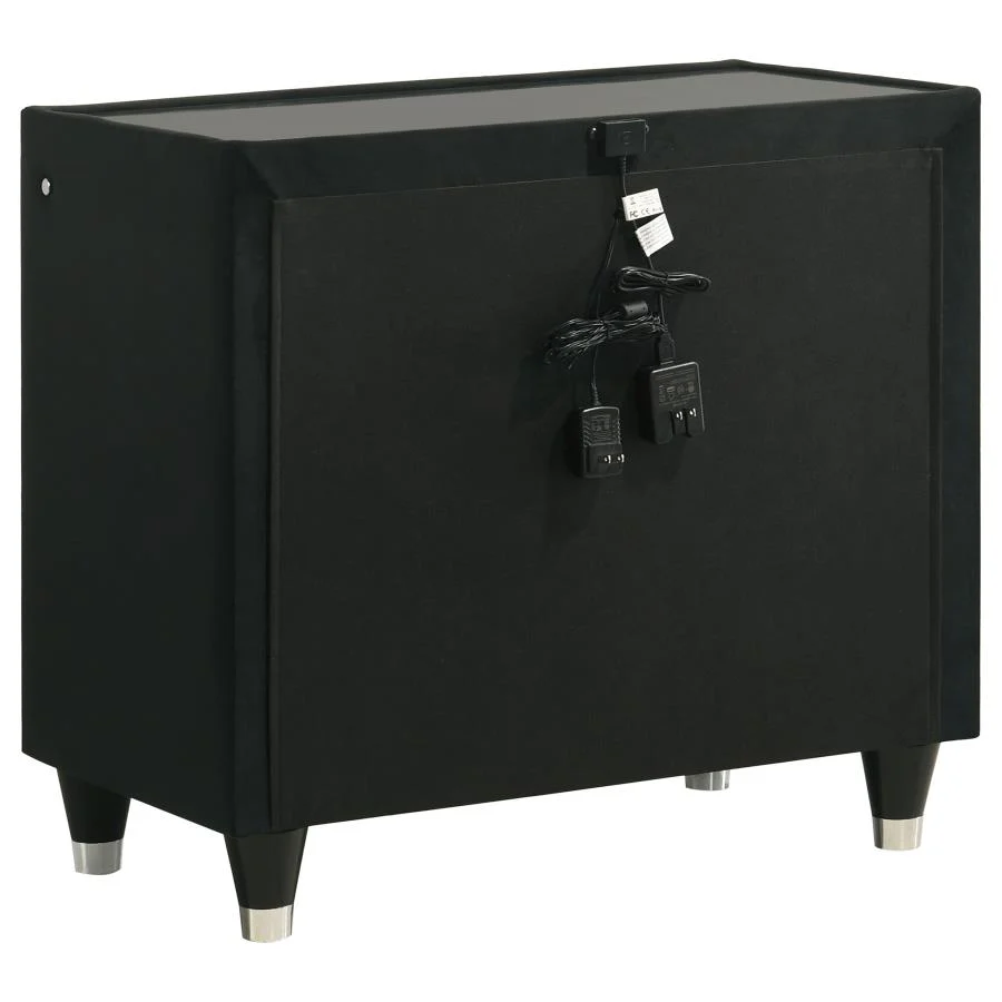 Lorient Black 4-piece Queen Bedroom Set - Image 6