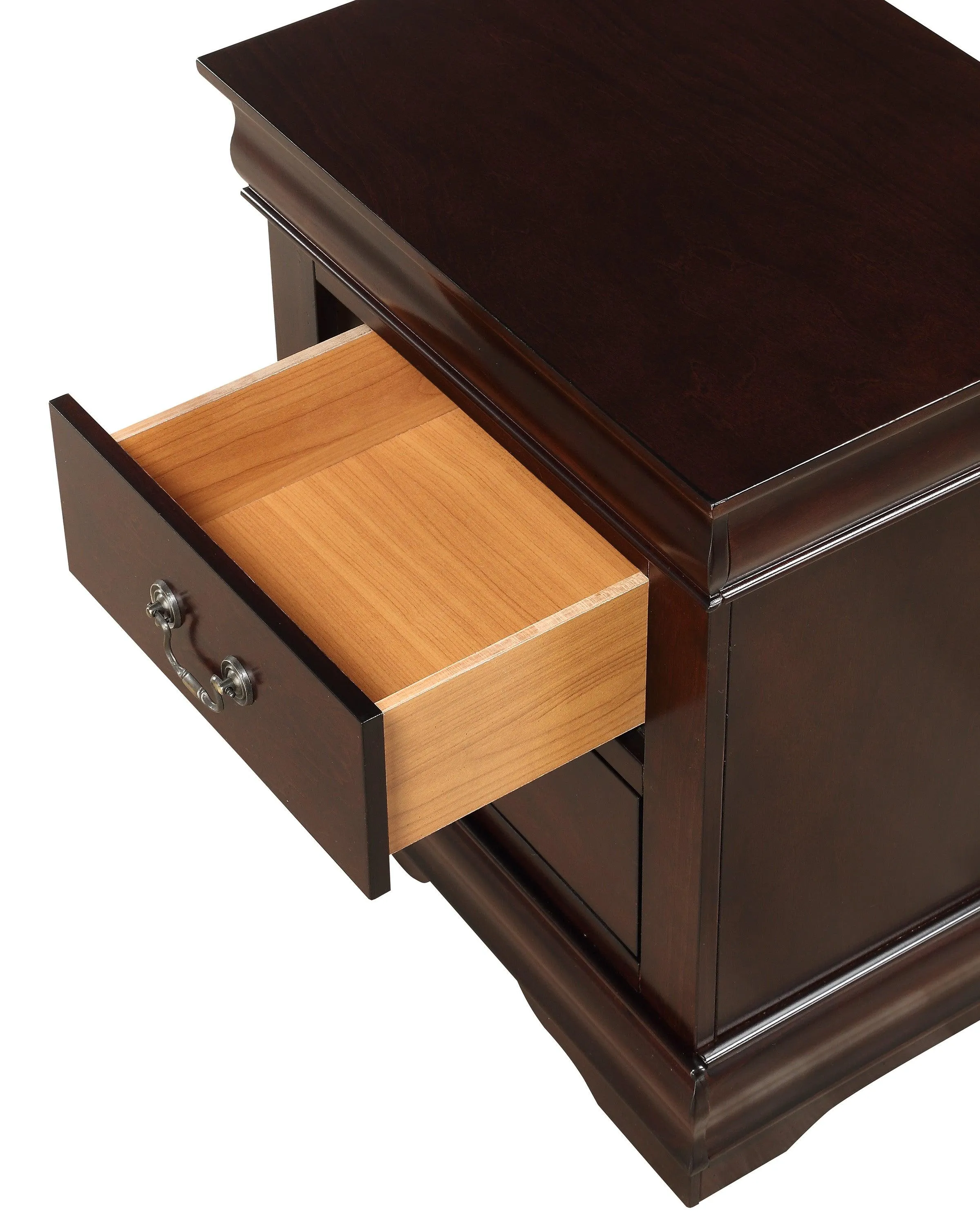 Louis Philip Cherry Sleigh Bedroom Set - Image 6
