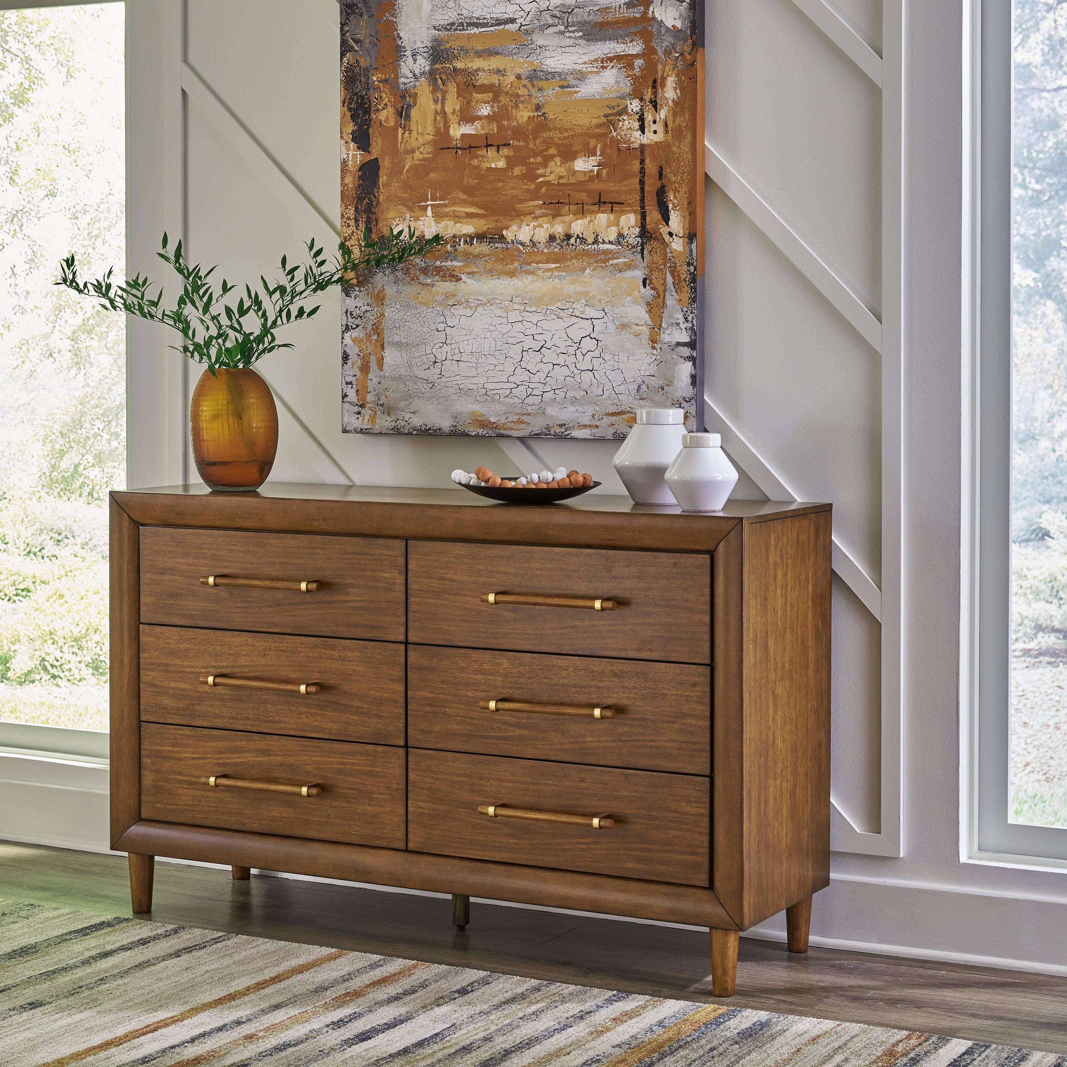 Lyncott Brown Dresser - Image 2