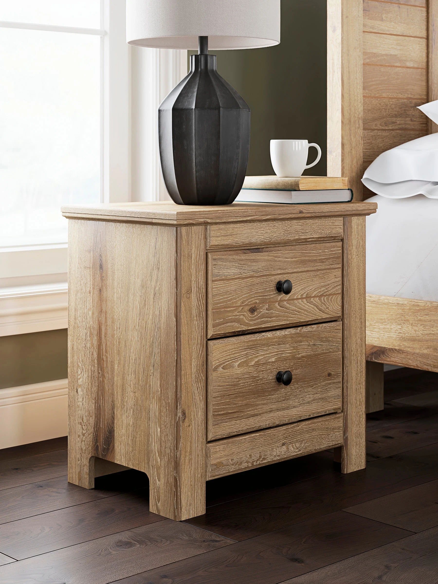 Makidern Tan Panel Storage Bedroom Set with 2 Footboard Drawers - Image 4