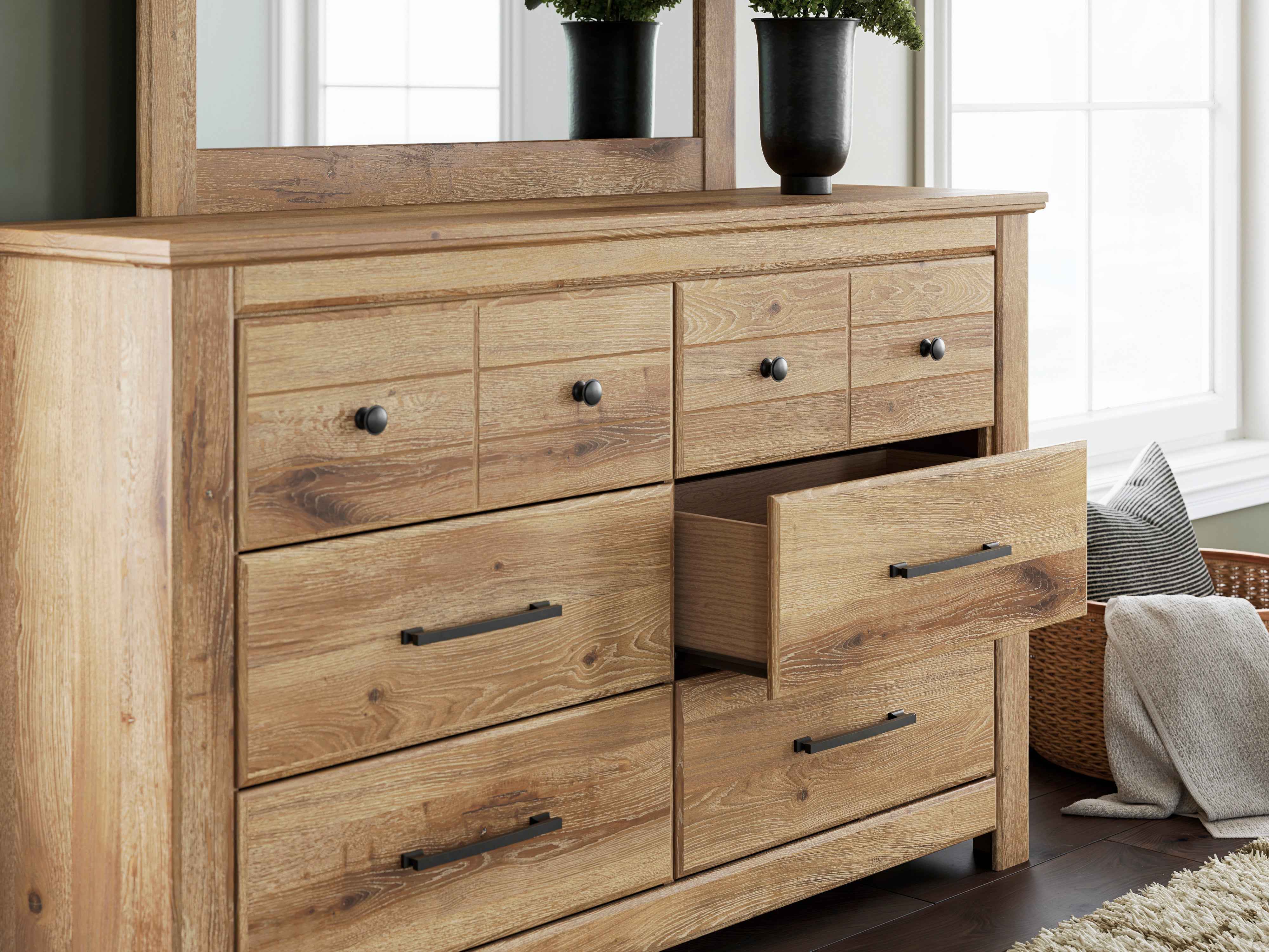 Makidern Tan Storage Youth Panel  Bedroom Set with 4 Drawers - Image 11