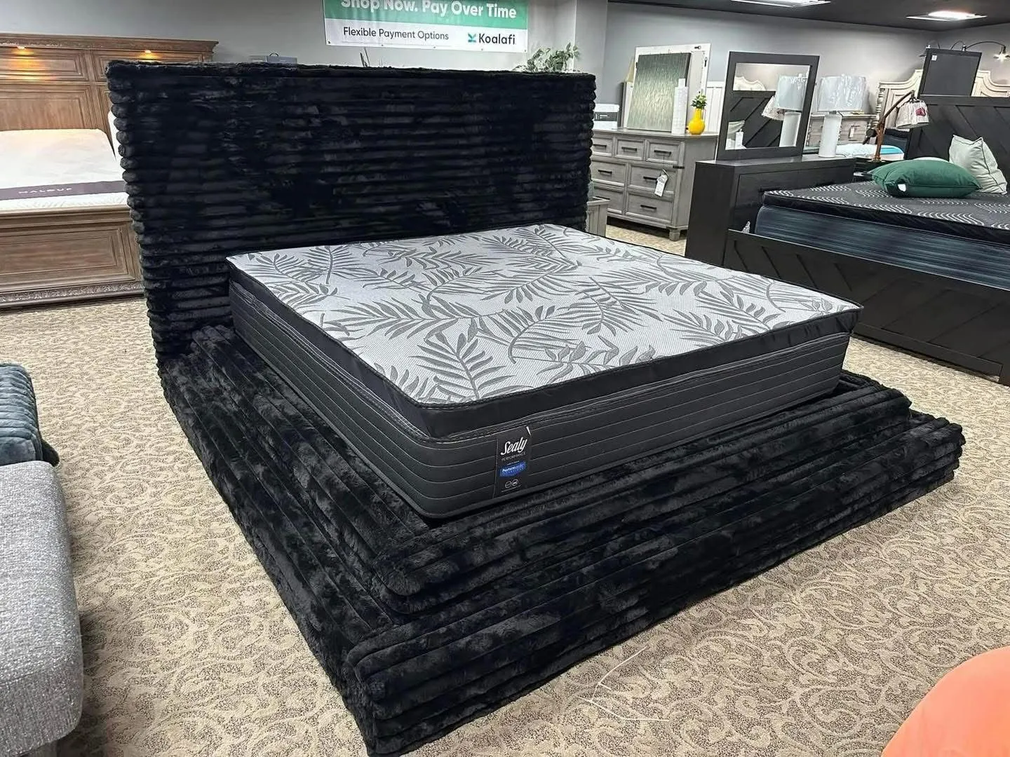 Mariah Black King Platform Bed - Image 2