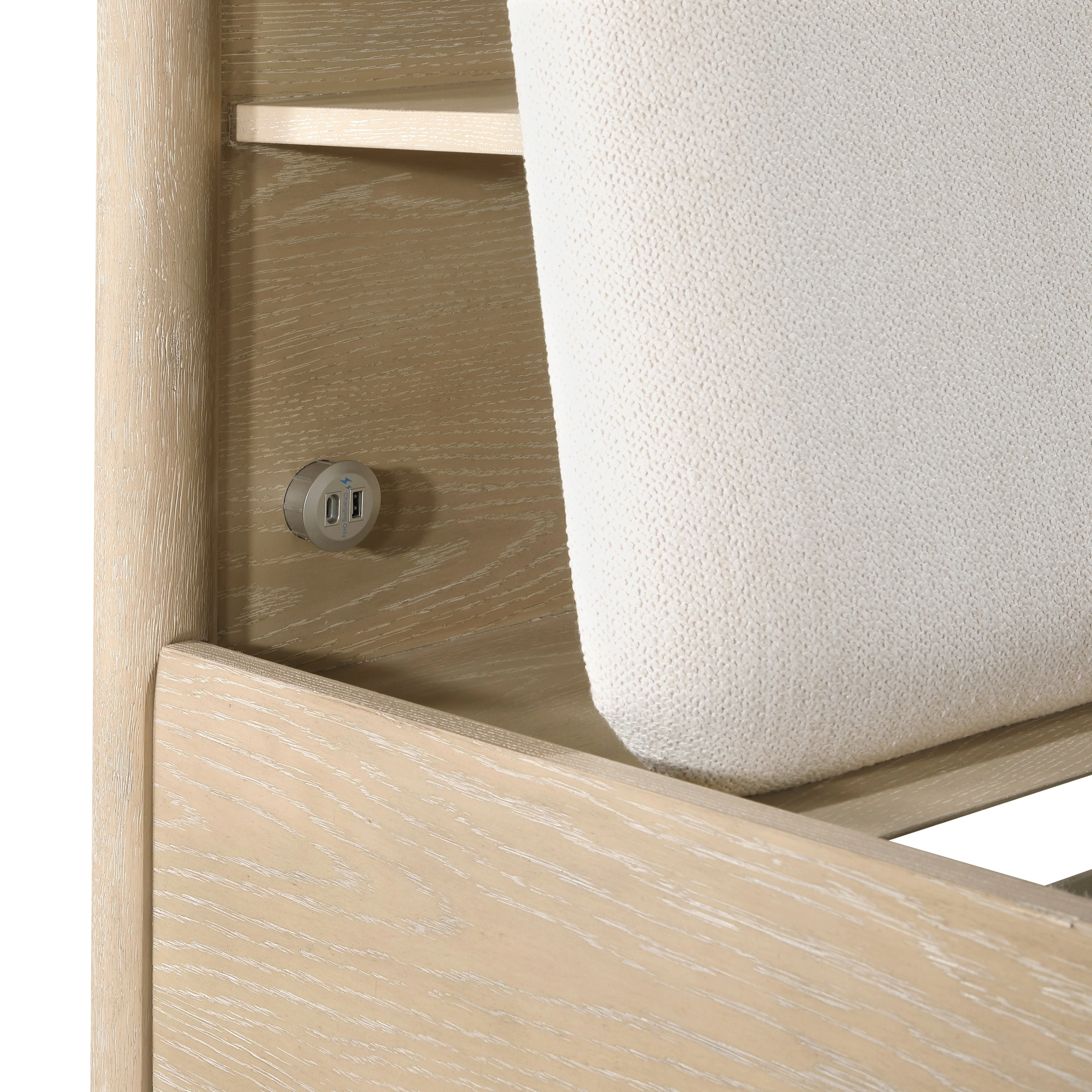 Matteo Light Oak Storage Platform Bedroom Set - Image 18