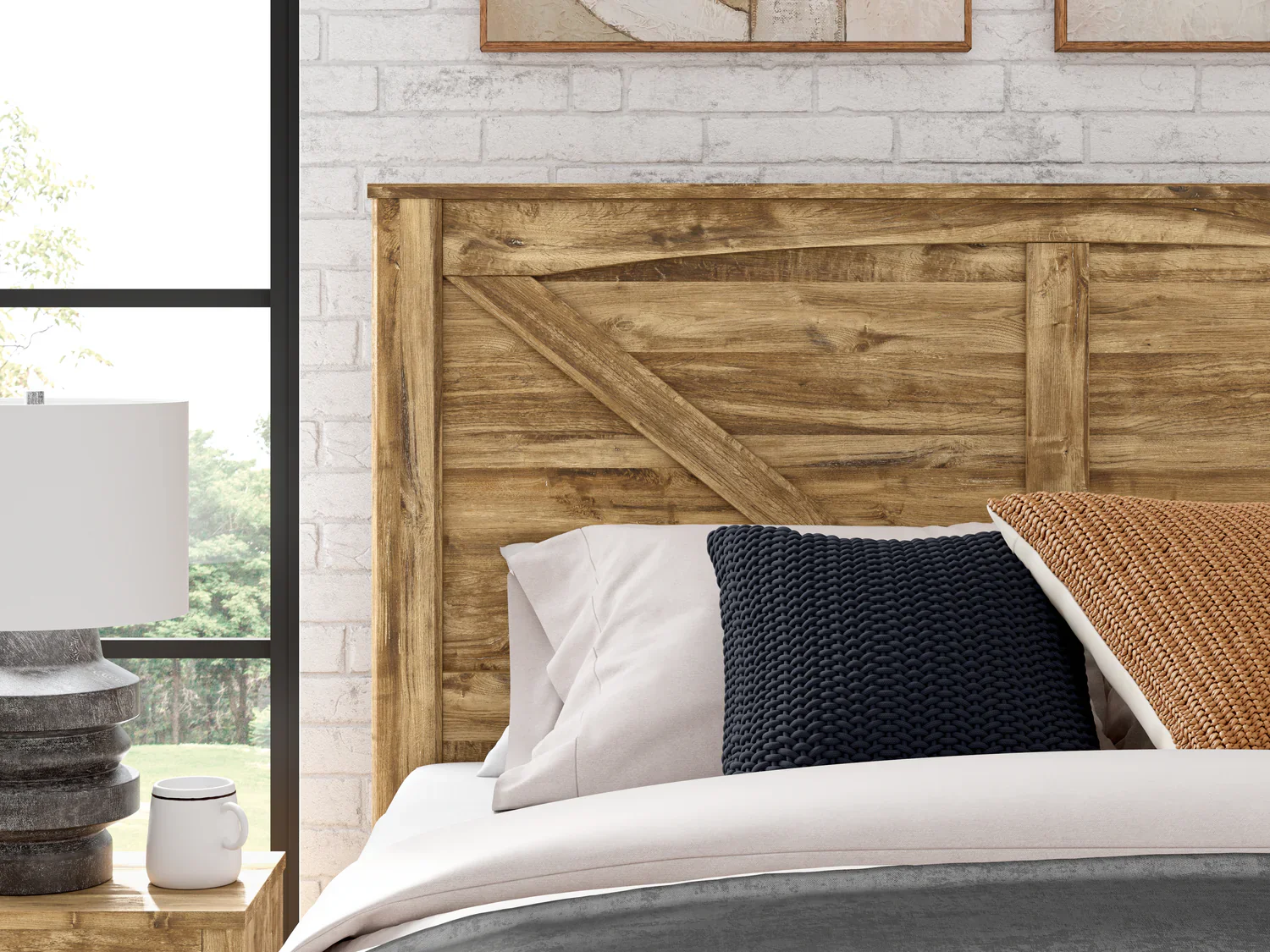 Maystonna Brown Queen Crossbuck Panel Bed - Image 4