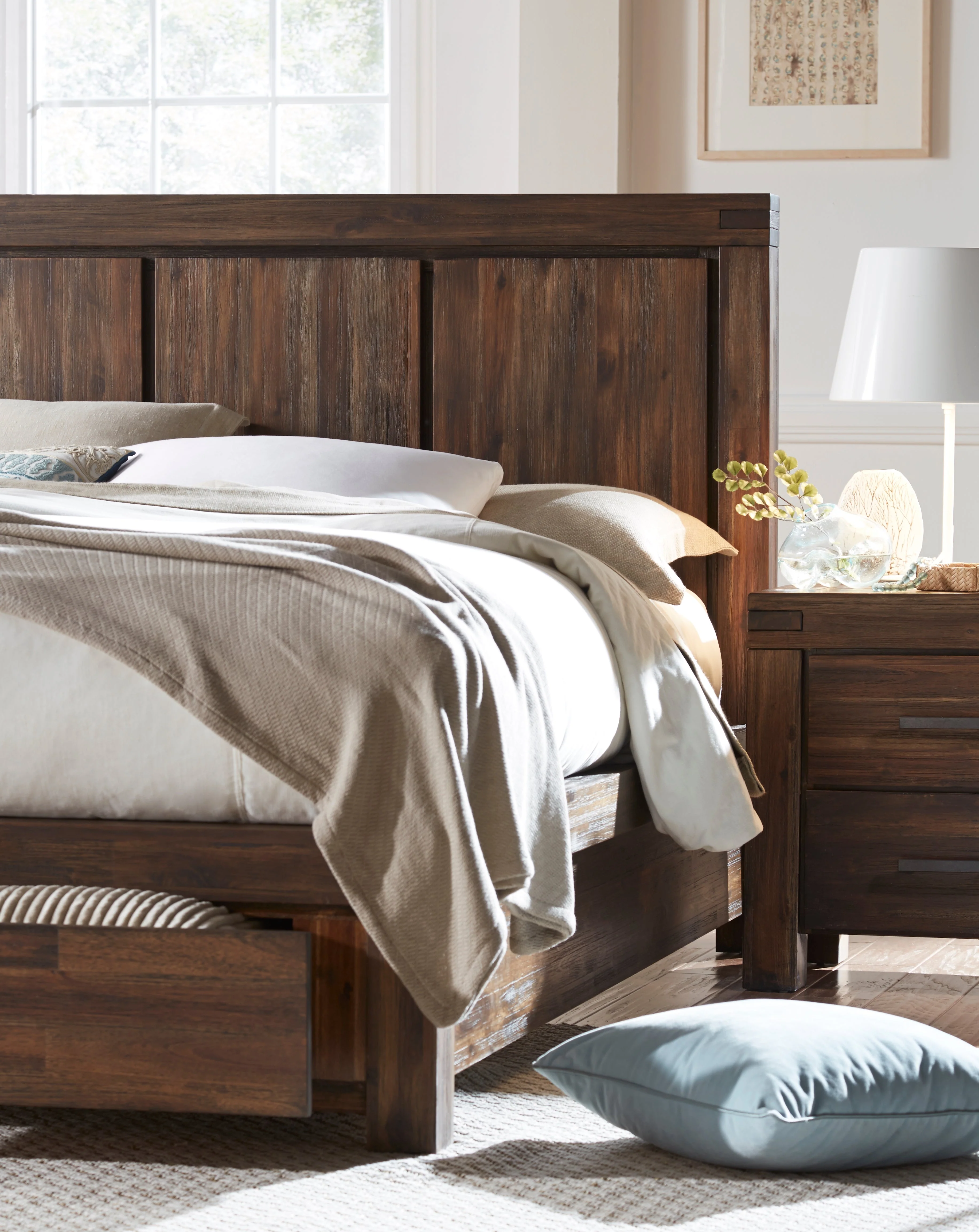 Meadow Solid Wood Footboard Queen Storage Bed in Brick Brown - Image 3