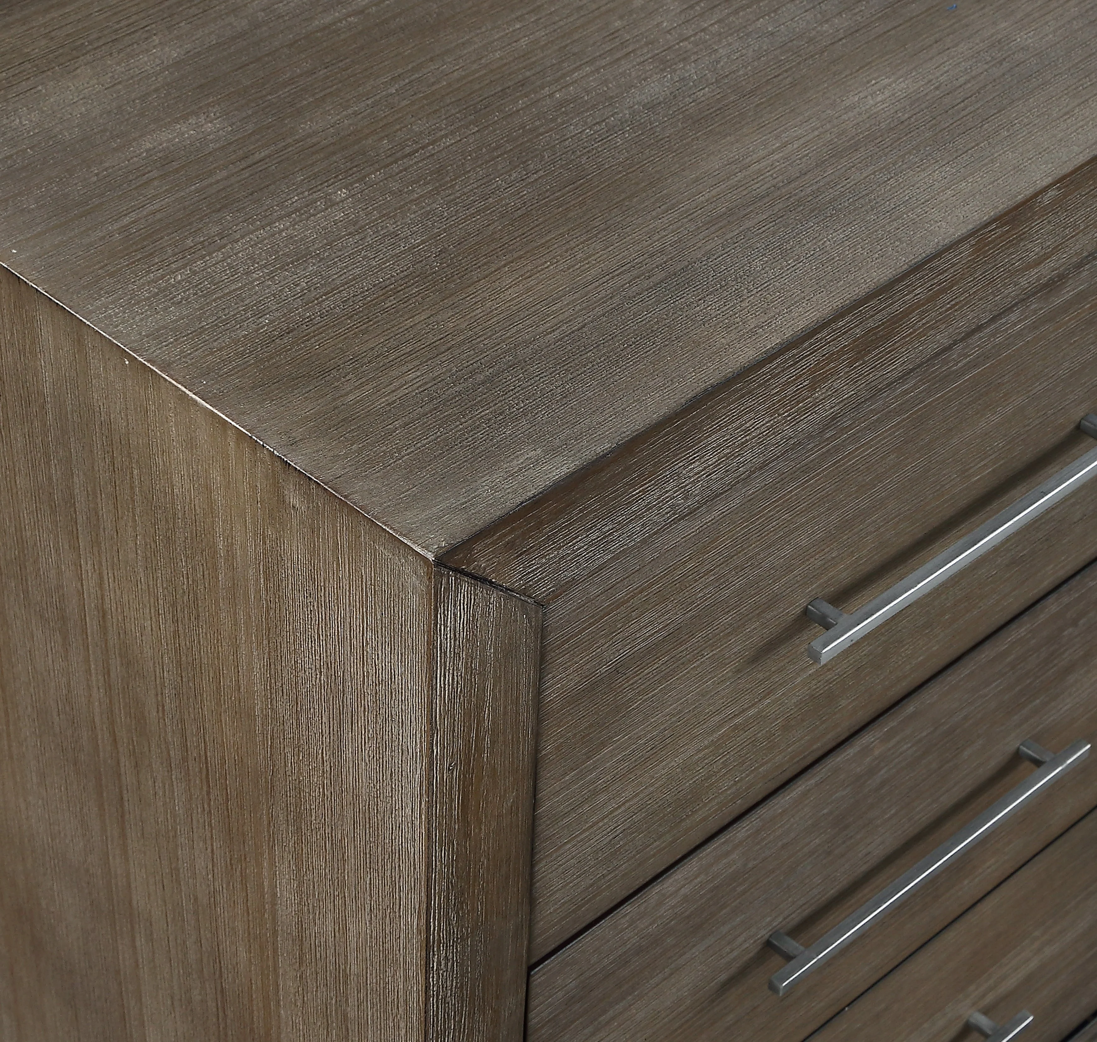 Melbourne Nine Drawer Dresser in Dark Pine - Image 6