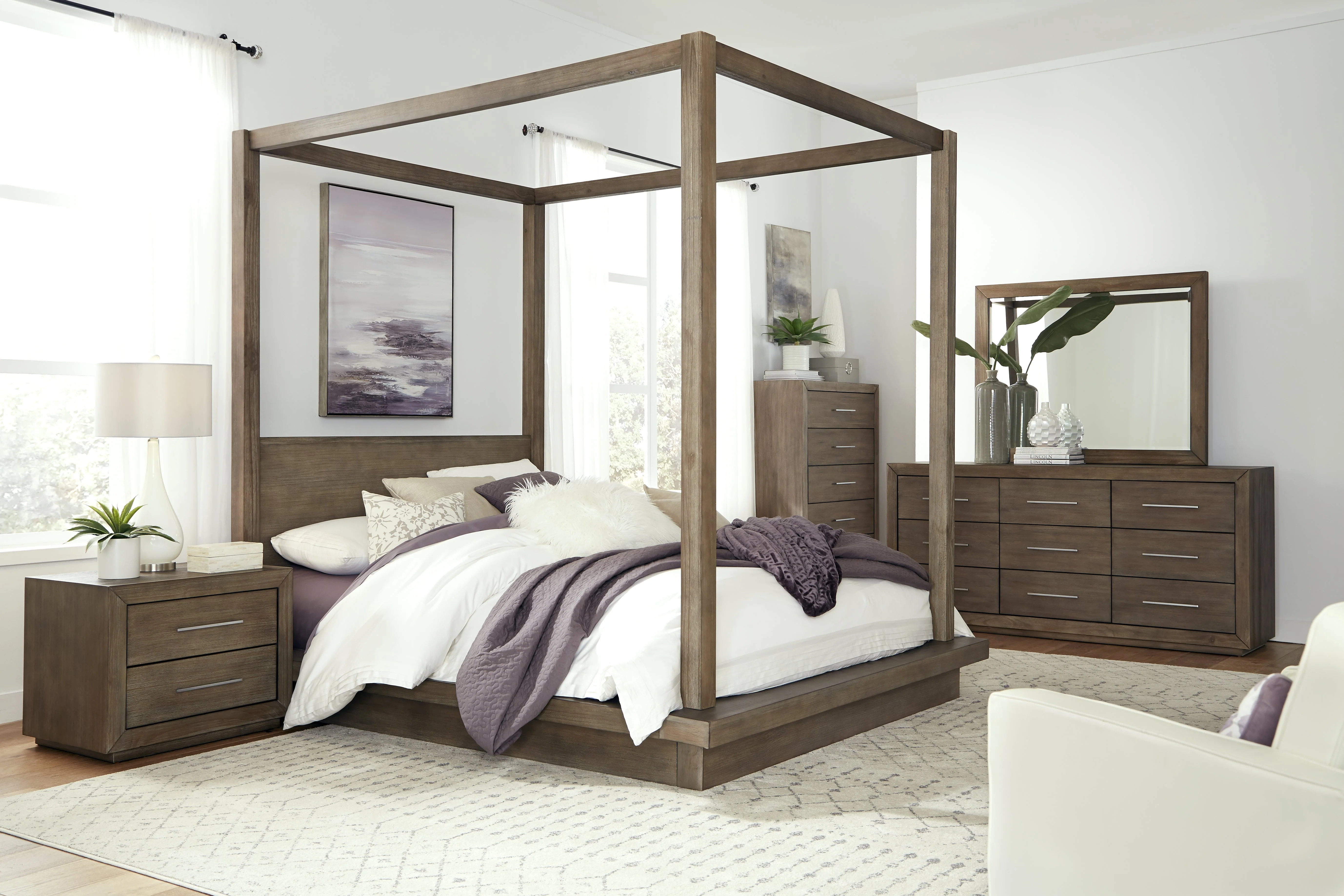 Melbourne Wood Queen Canopy Bed in Dark Pine - Image 2