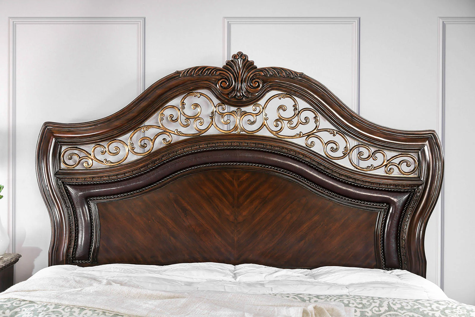 Menodora Brown Cherry King Bed - Image 3