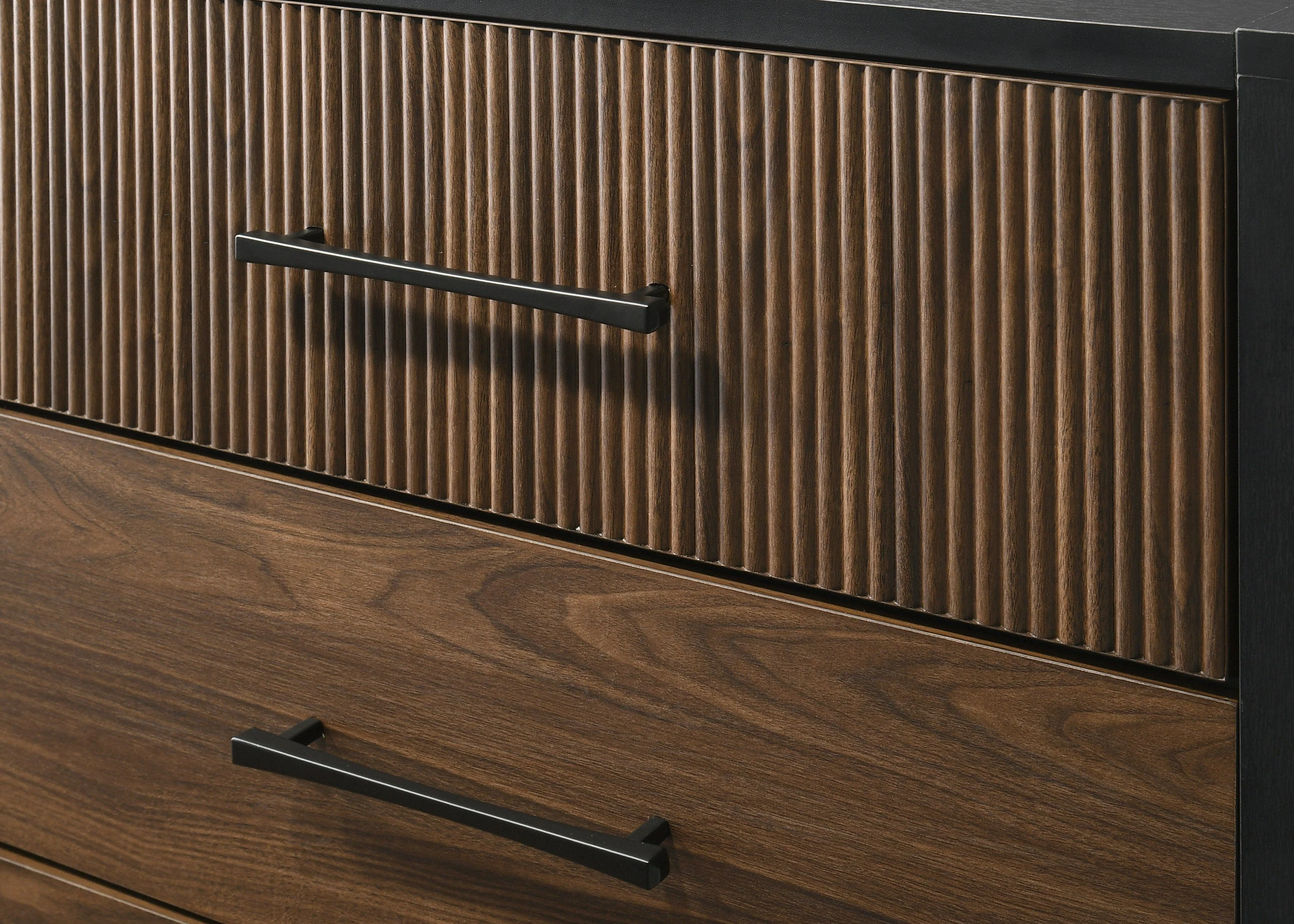 Nemy Brown/Black Chest - Image 2
