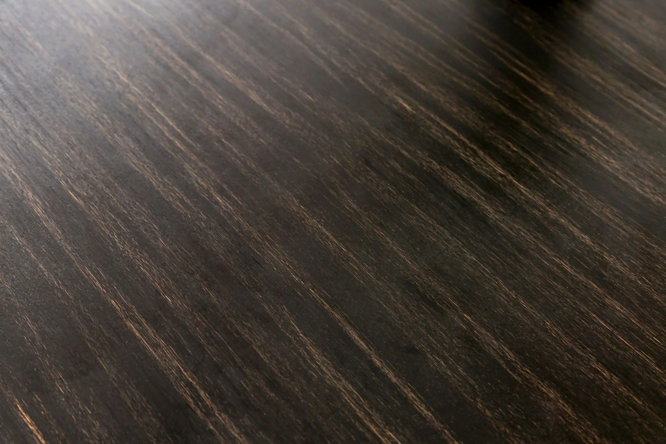 Nerissa Antique Black/Beige Round Table - Image 3