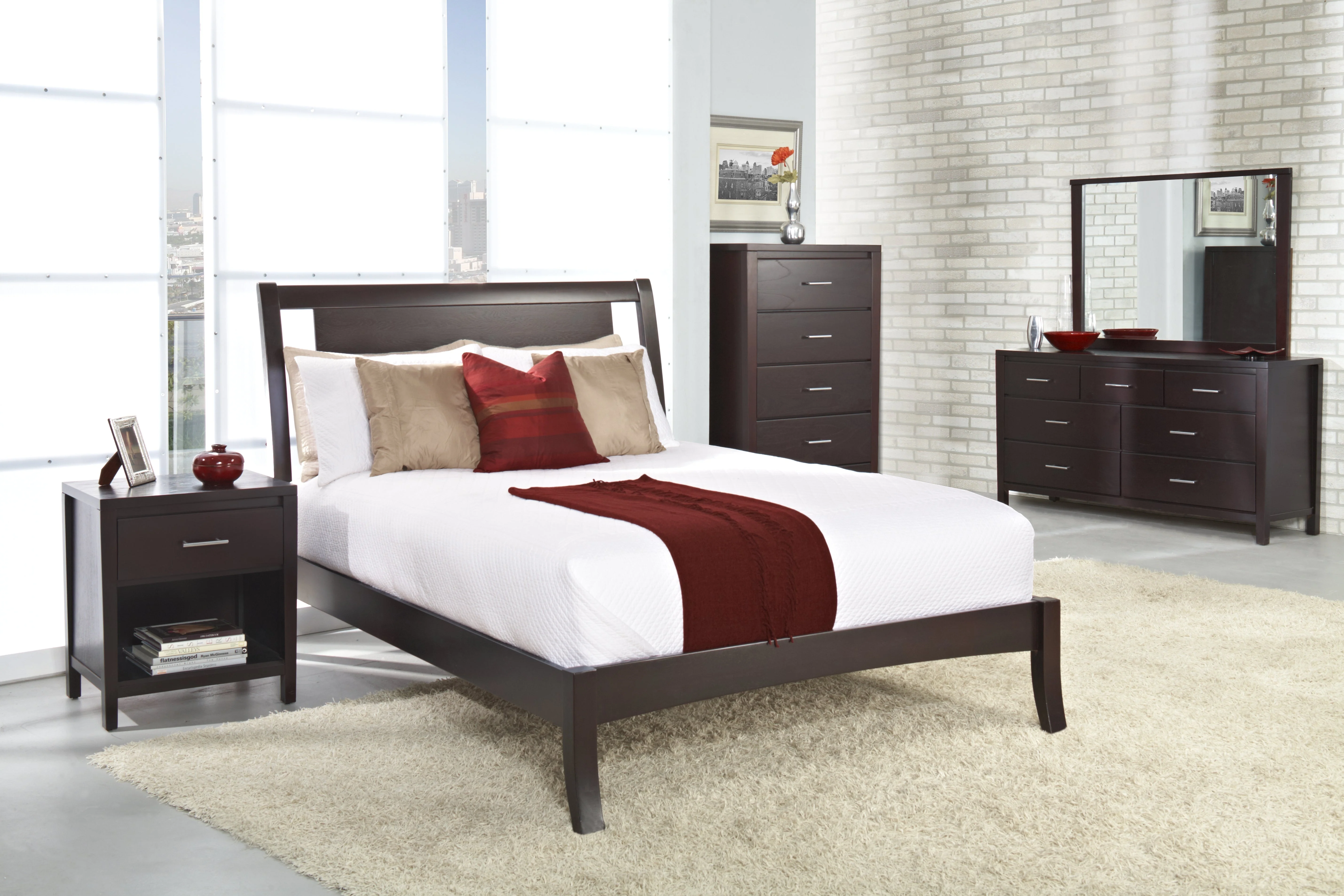 Nevis Wood Full Sleigh Bed in Espresso - Image 3