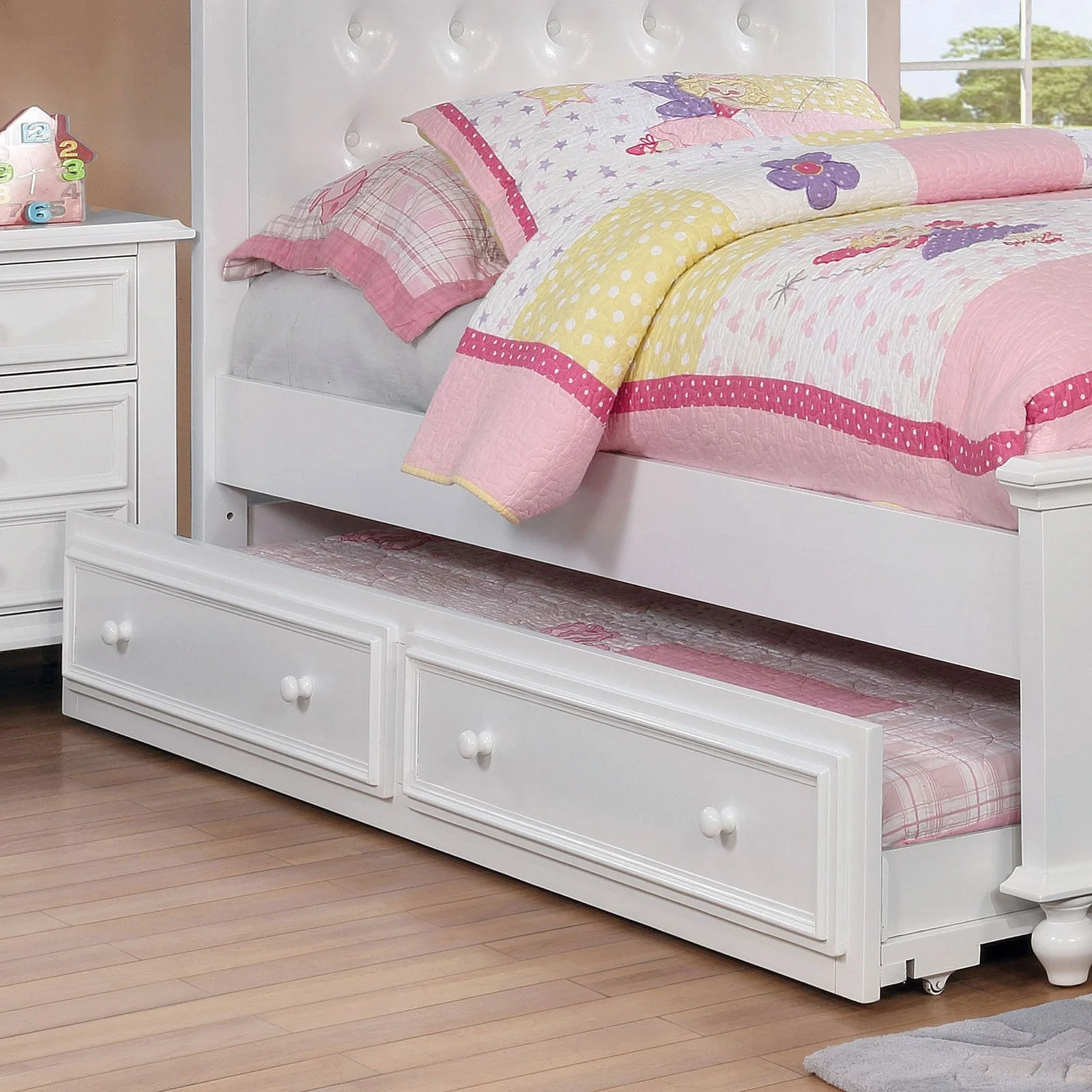 Olivia White Twin Bed - Image 3