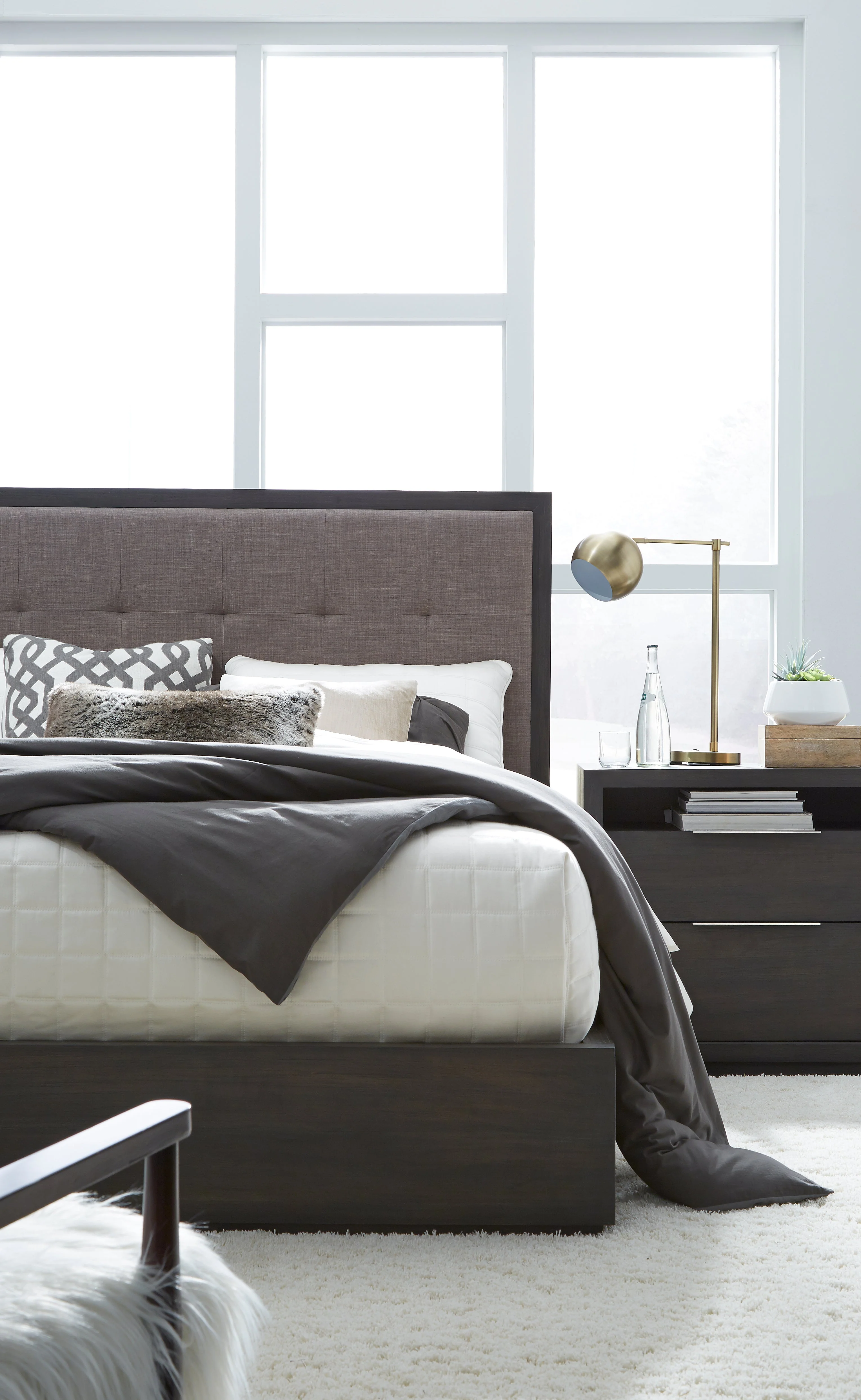 Oxford Upholstered Footboard Eastern King Storage Bed in Dolphin - Image 3