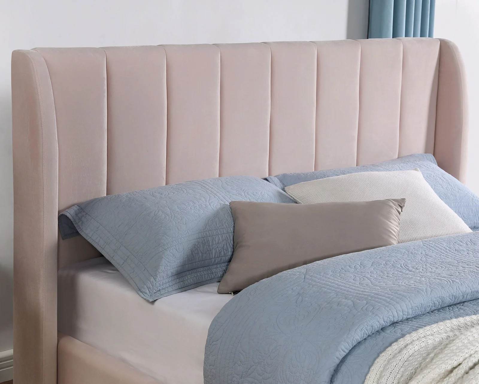 Pearl Light Pink Queen Bed - Image 2