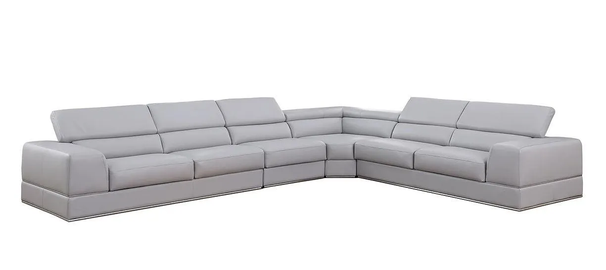 Pella Light Grey Sectional - Image 9