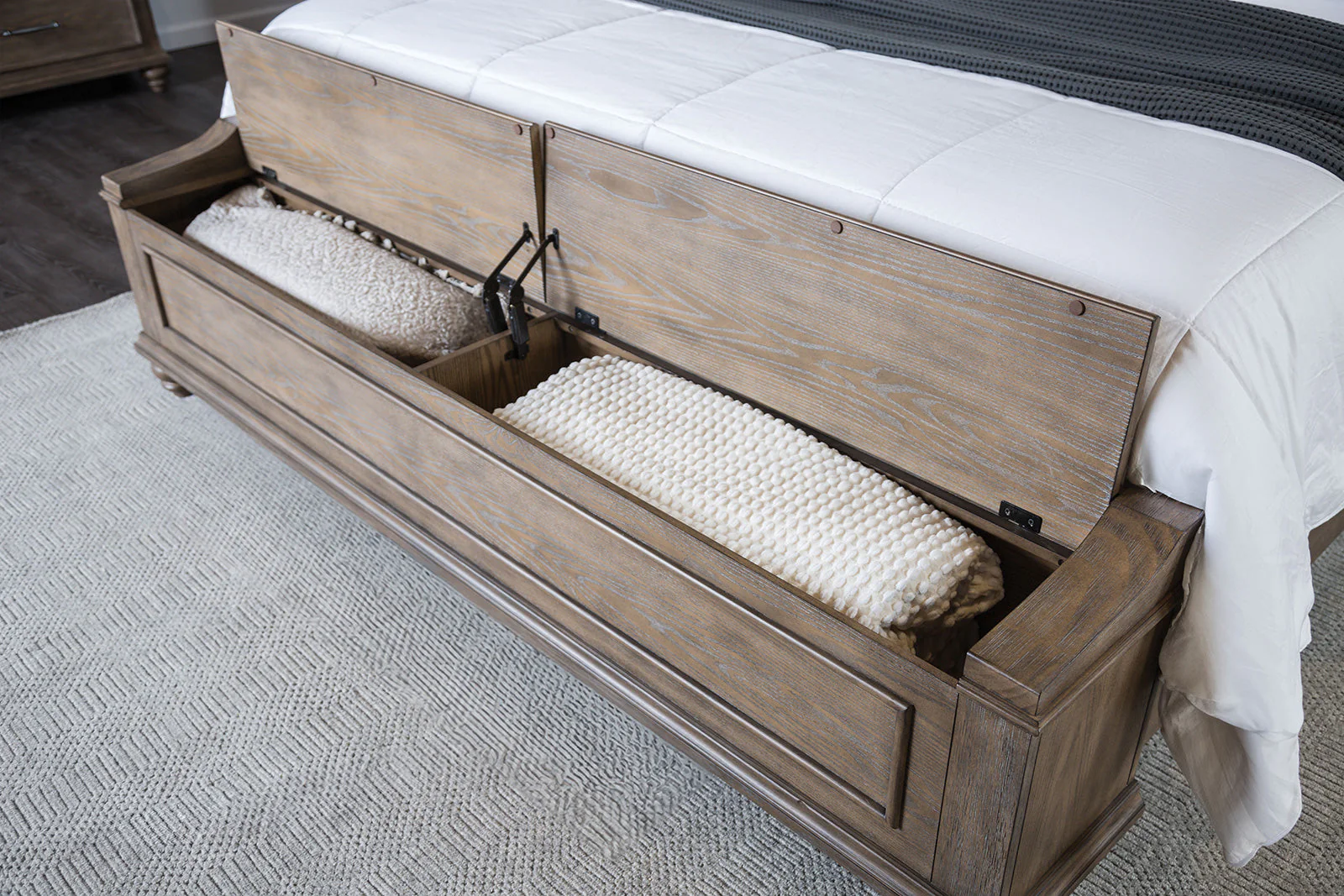 Philomath Aged Oak King Bed - Image 3