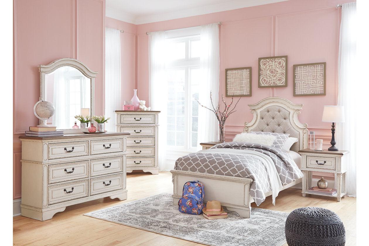 Realyn Chipped White Chest of Drawers - Image 5