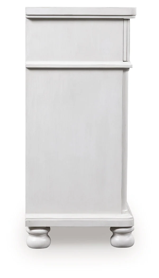 Rowlenstown Antique White Dresser - Image 4