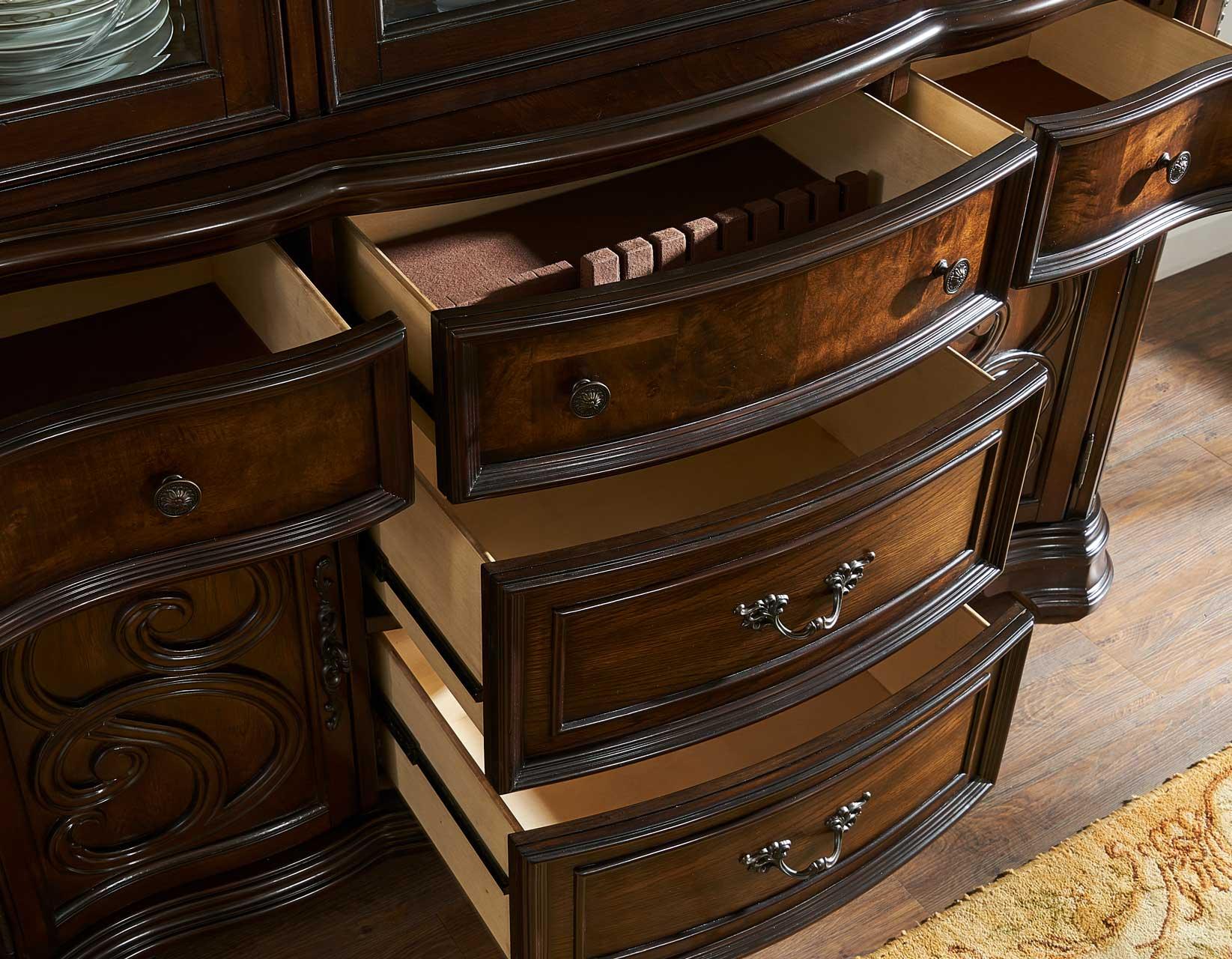 Royale Buffet - Image 3
