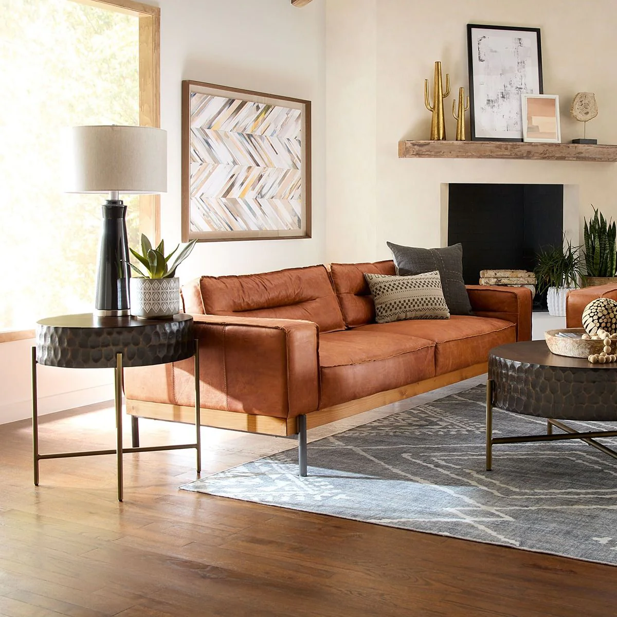Santa Cruz 24" Round Side Table in Two Tone - Image 3