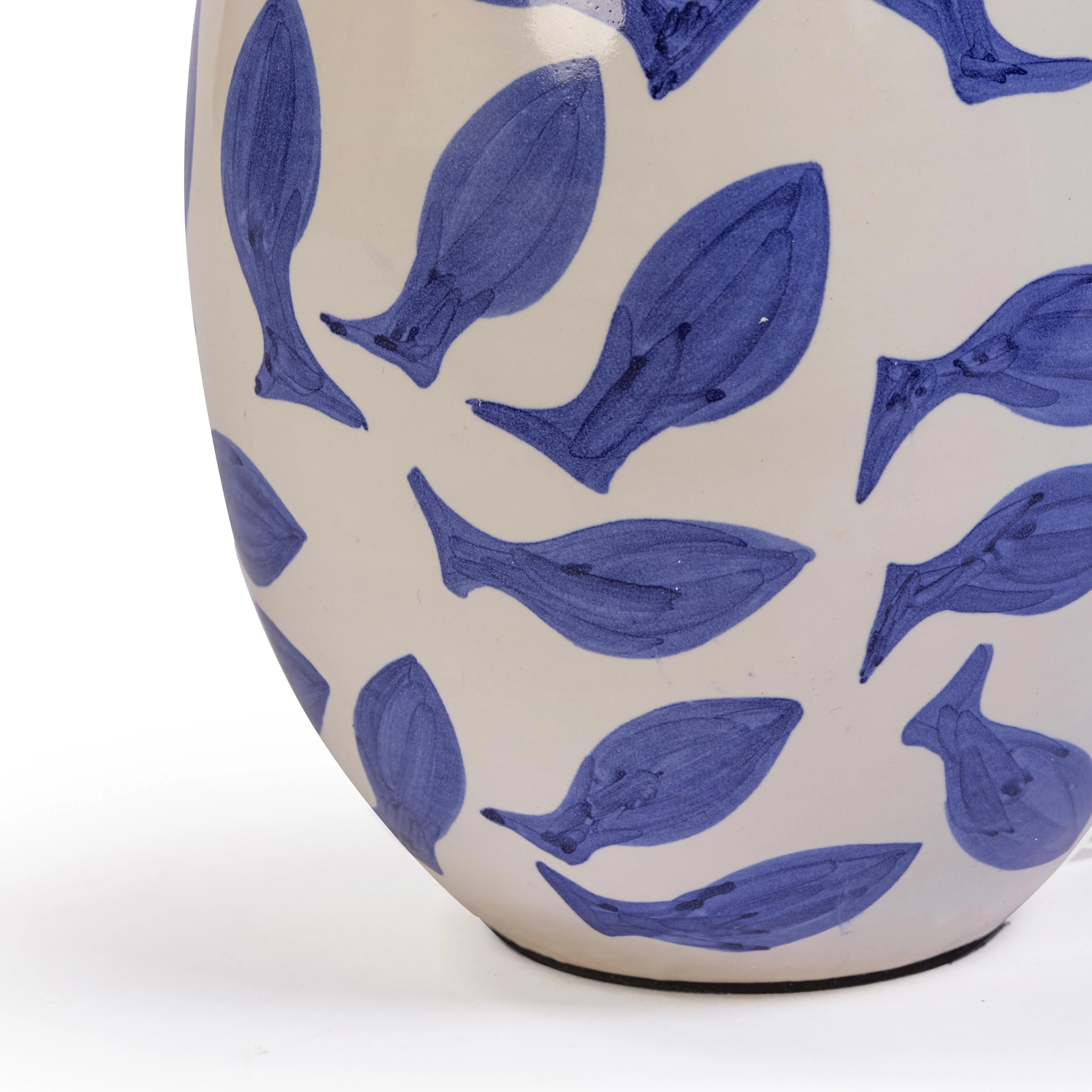 Sardine White & Blue Ceramic Table Lamp - Image 3