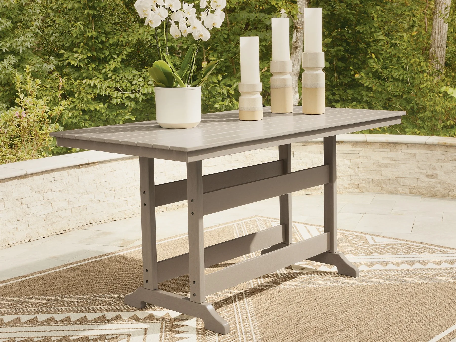 Seacliff Beach Medium Brown Counter Height Table W/Umb OPT - Image 2