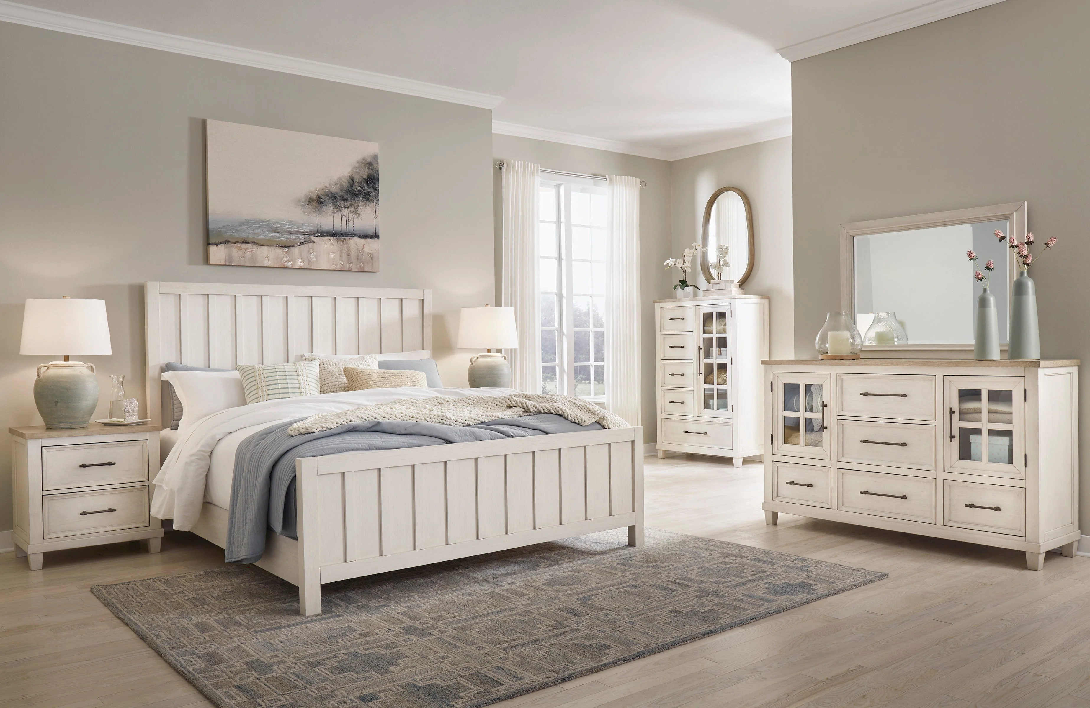 Shaybrock Antique White/Brown Panel Bedroom Set