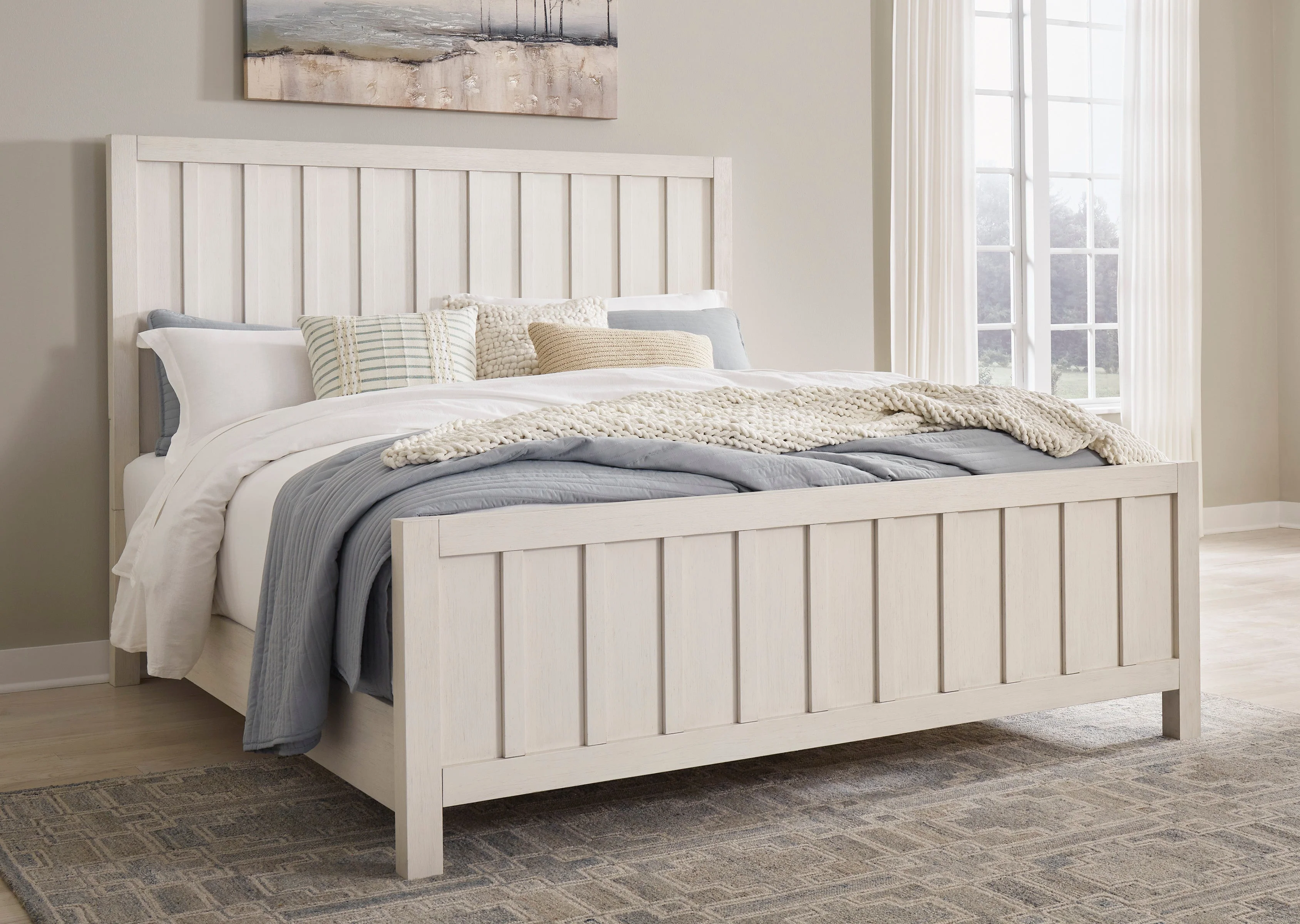 Shaybrock Antique White California King Panel Bed