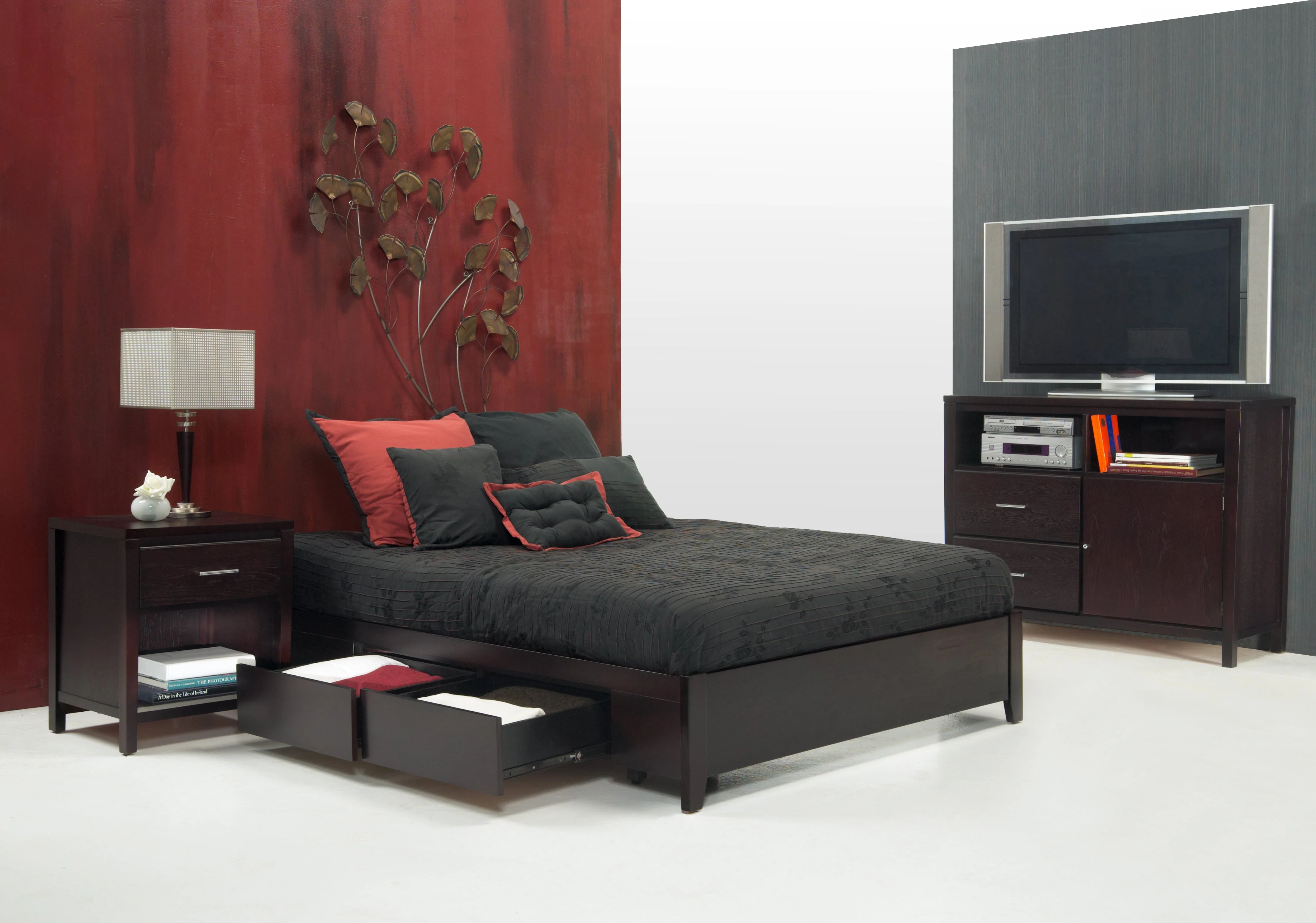 Simple Wood California King  Storage Bed in Espresso - Image 7