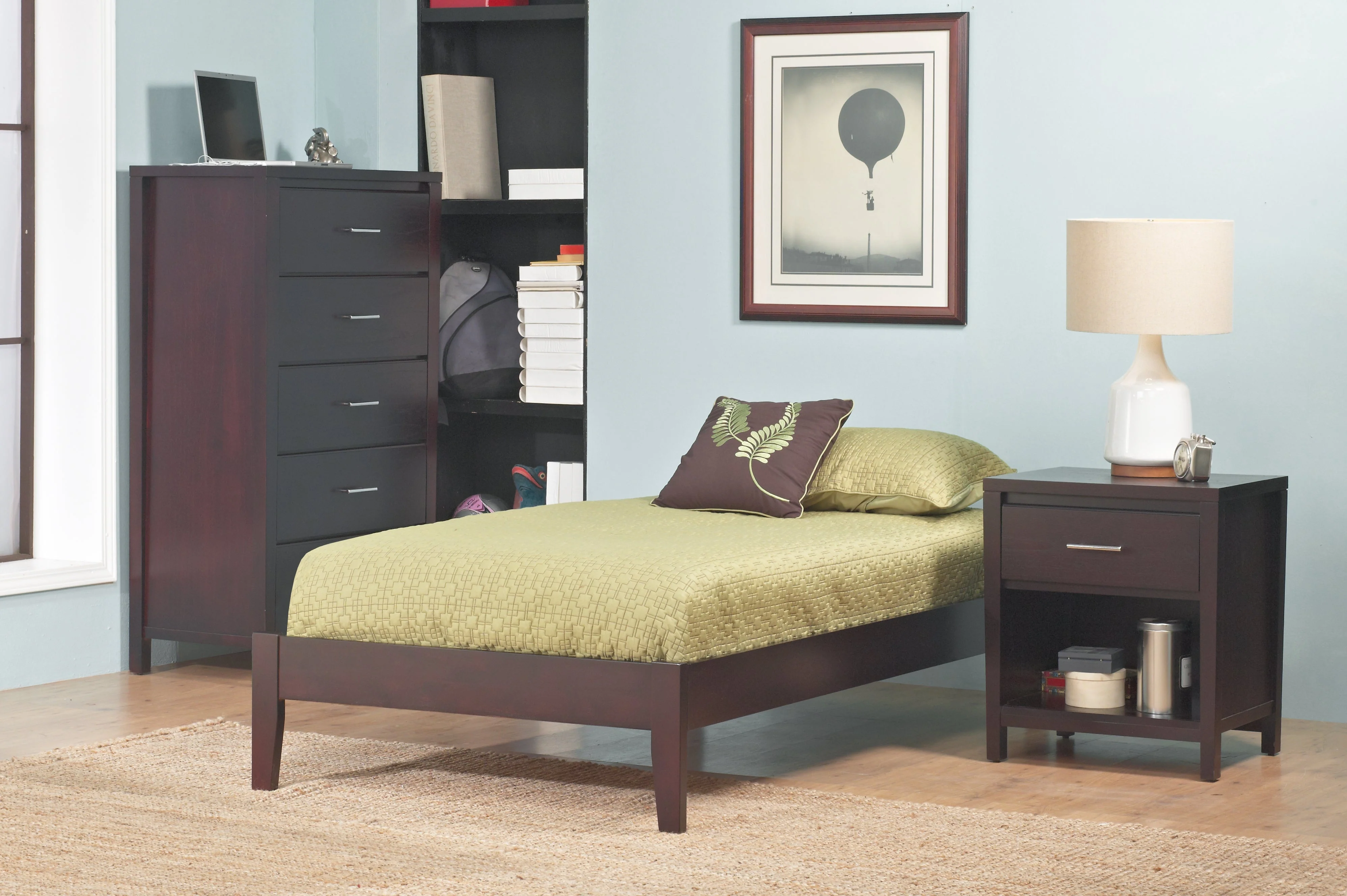 Simple Wood Queen Platform Bed in Espresso - Image 4