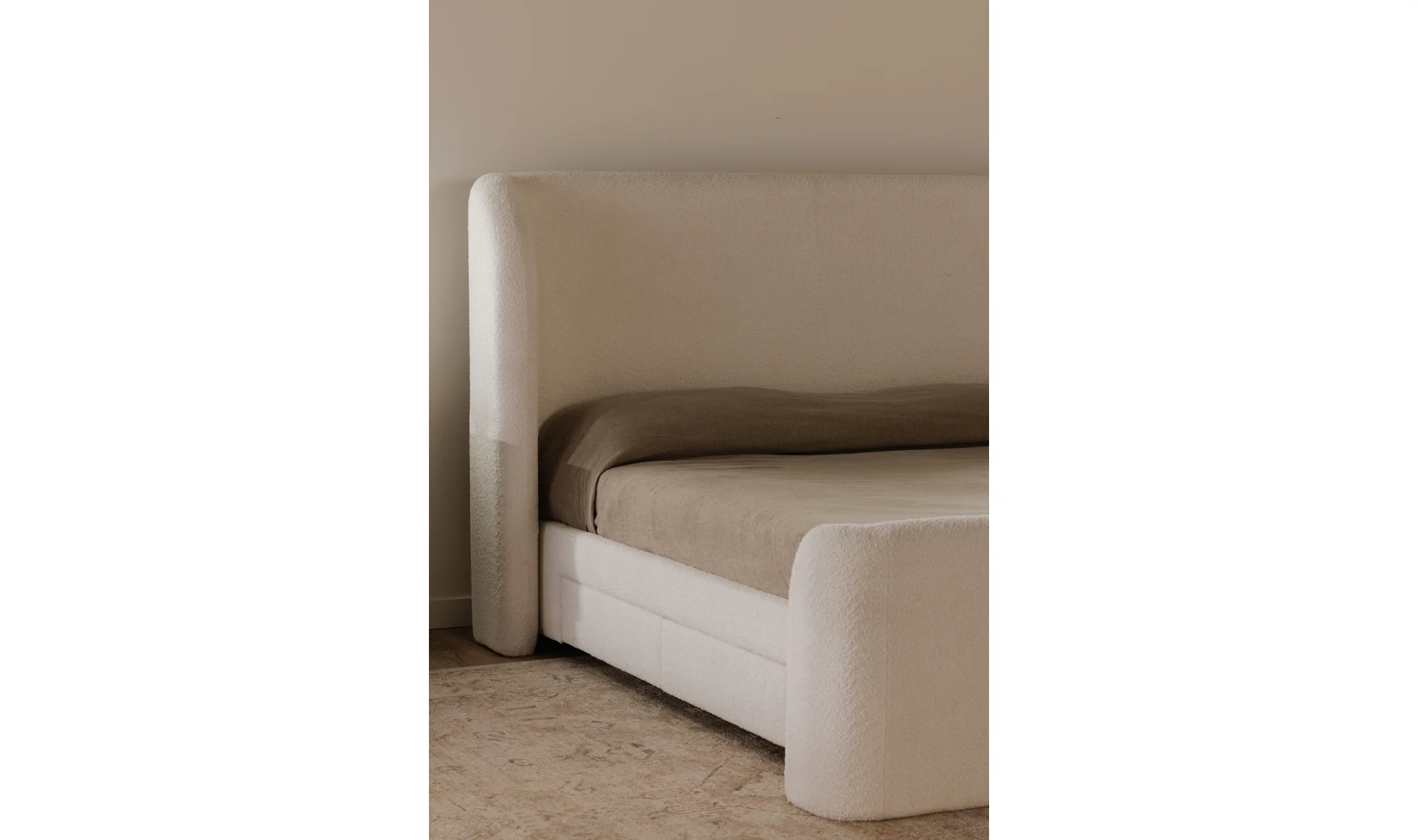 sophia king bed - white - Image 12