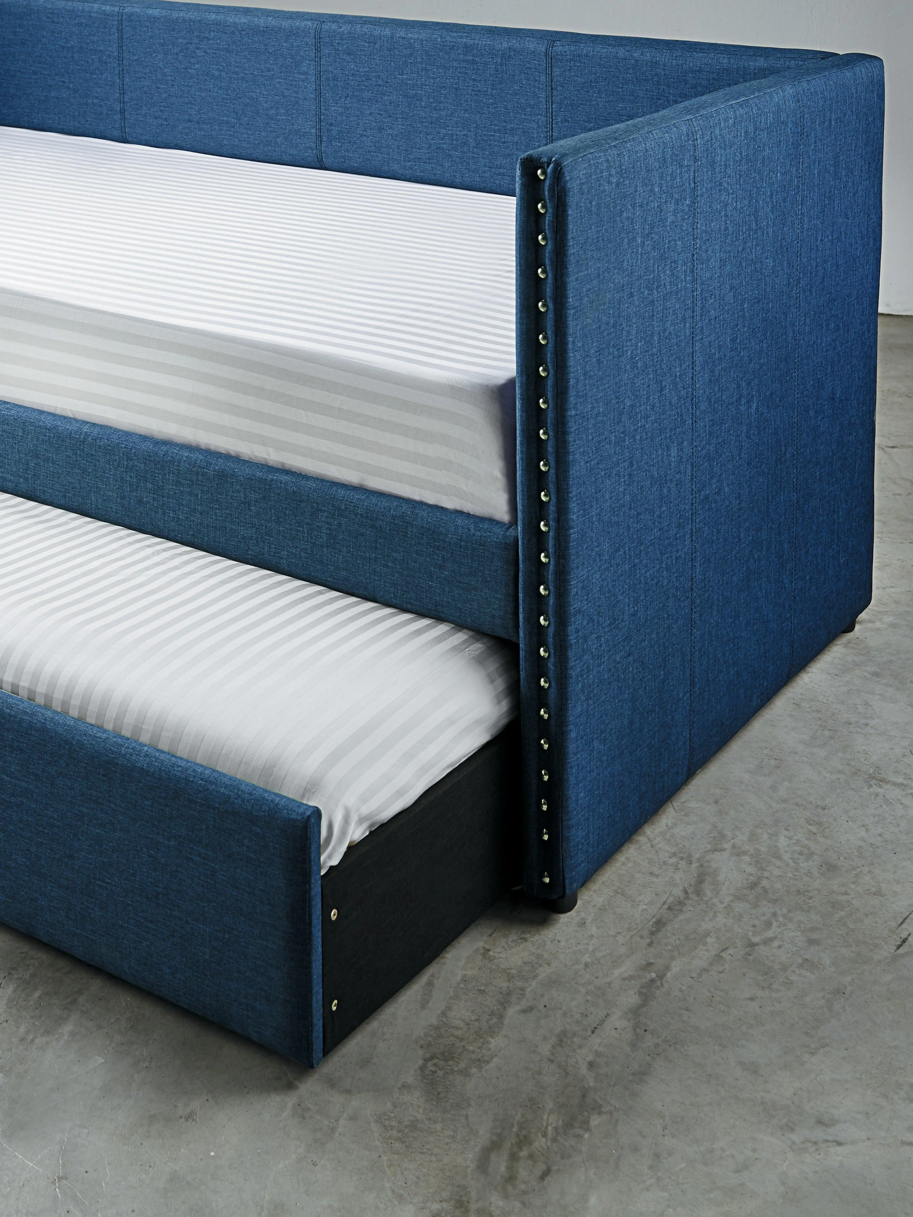 Therese Blue Daybed with Trundle - Image 4