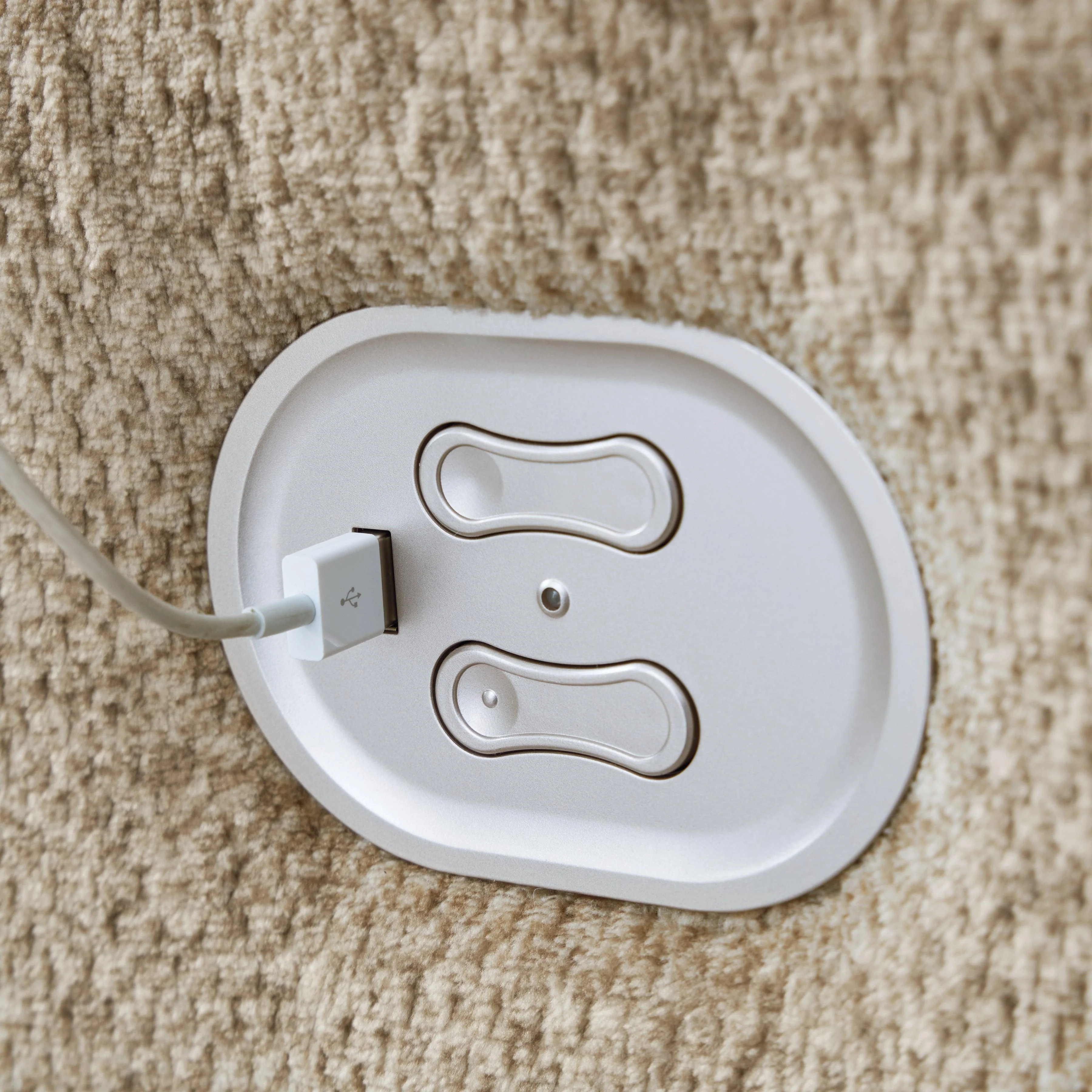 Tip-Off Wheat Oversized Dual Power Recliner - Image 10