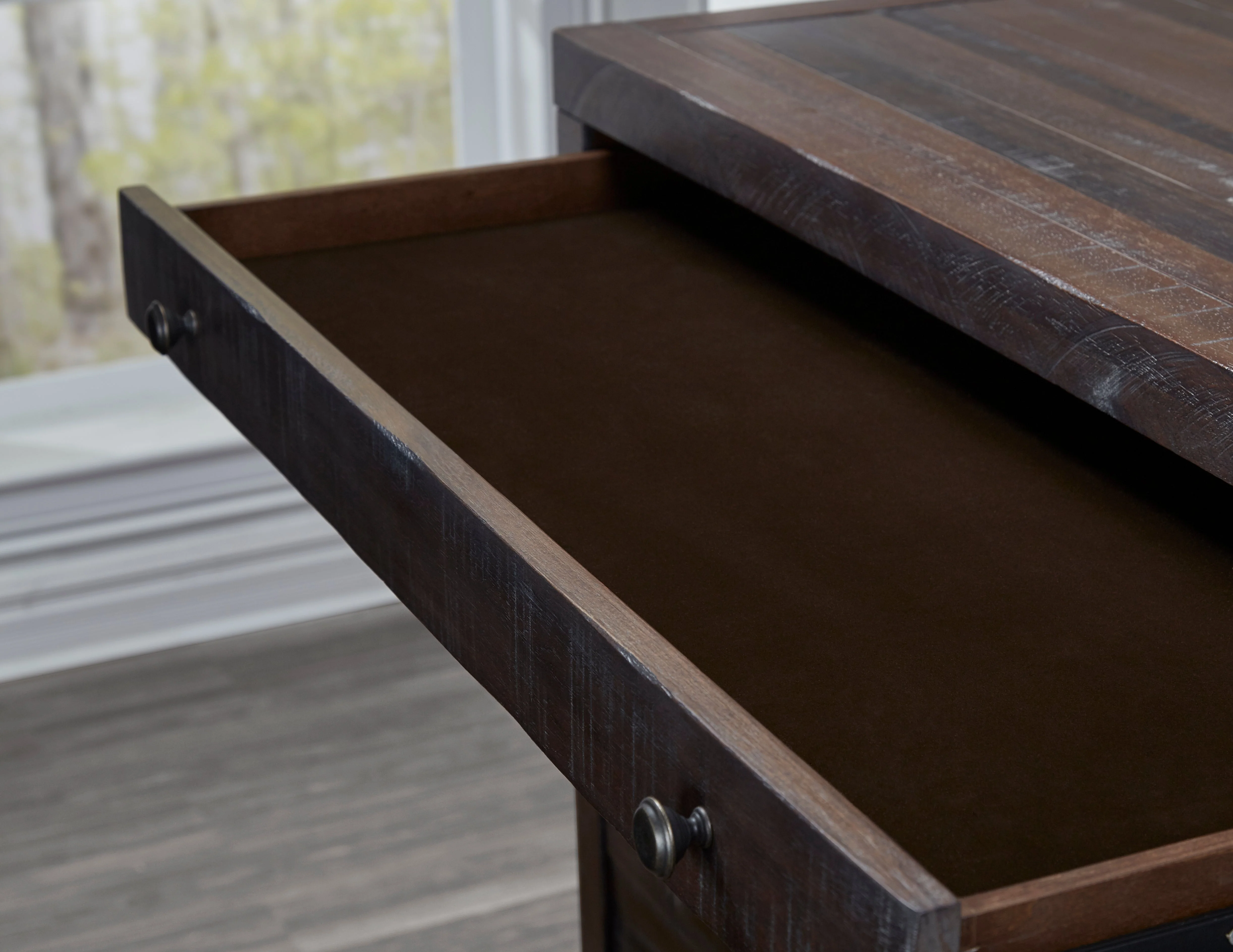 Townsend Eight Drawer Solid Wood Dresser in Java - Image 3