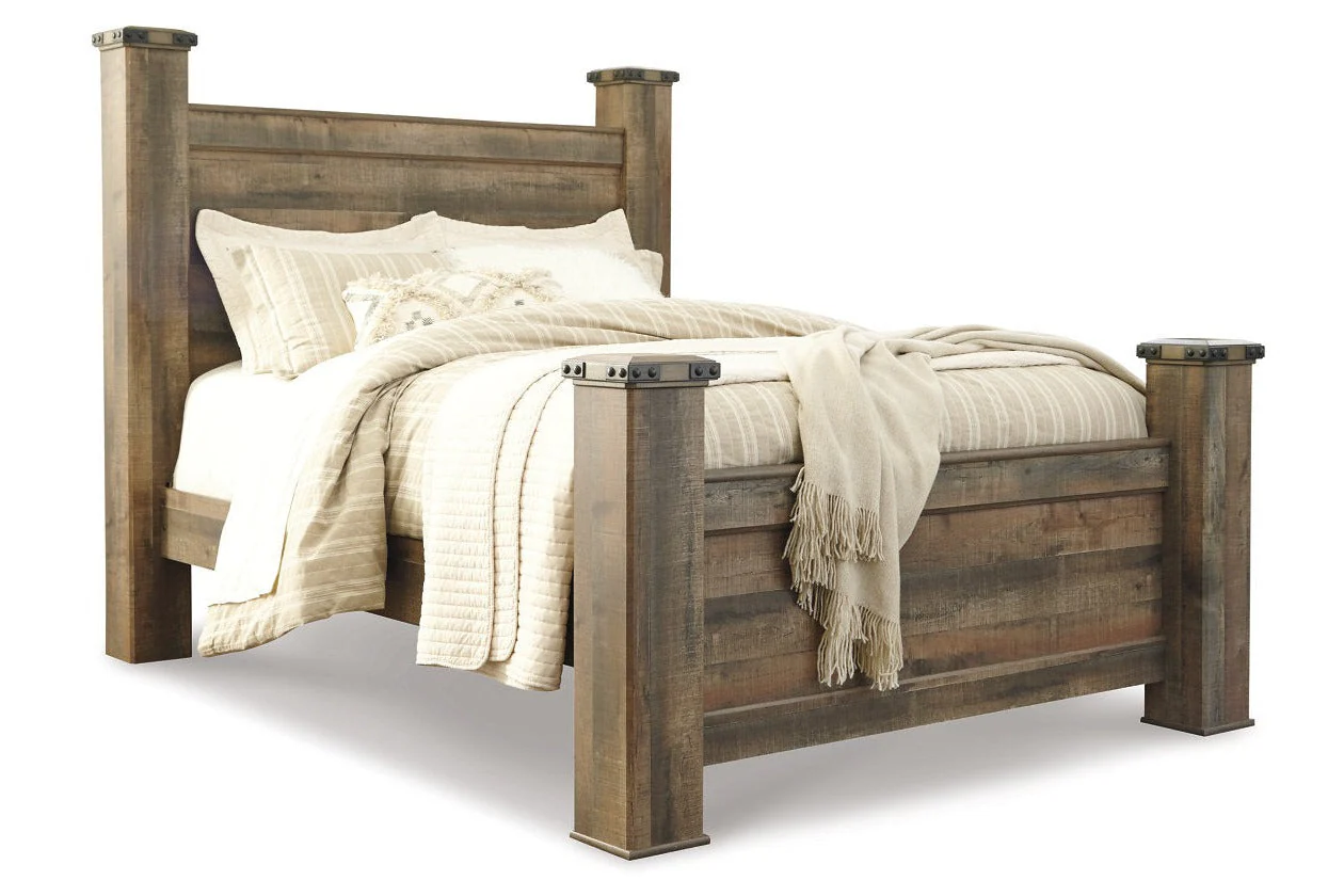 Trinell Brown Queen Poster Bed - Image 6