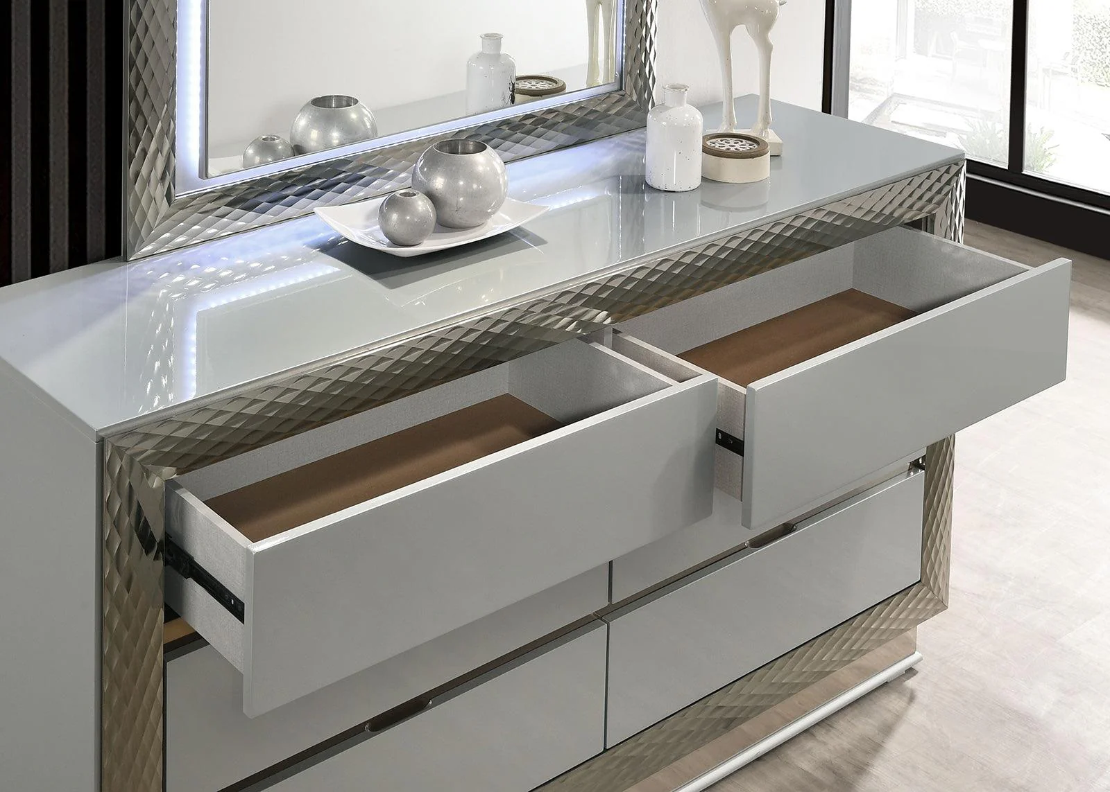 Ventnor Gray Dresser - Image 2
