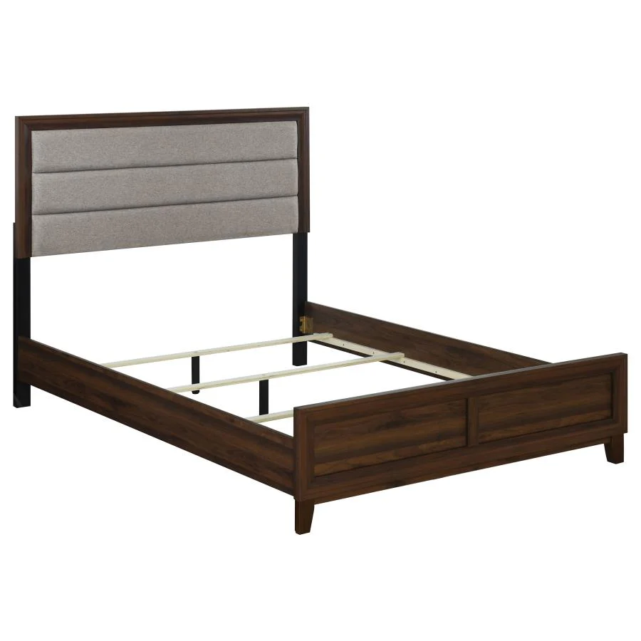 Welsley Walnut 5-piece Queen Bedroom Set - Image 3
